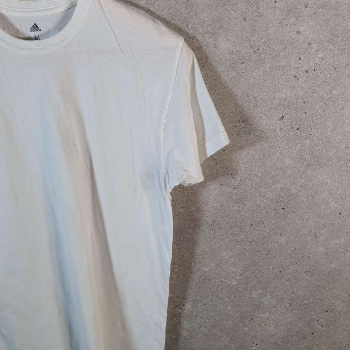 Vintage Adidas ClimaLite T Shirt Men’s Medium White Three Stripes Blank Athletic