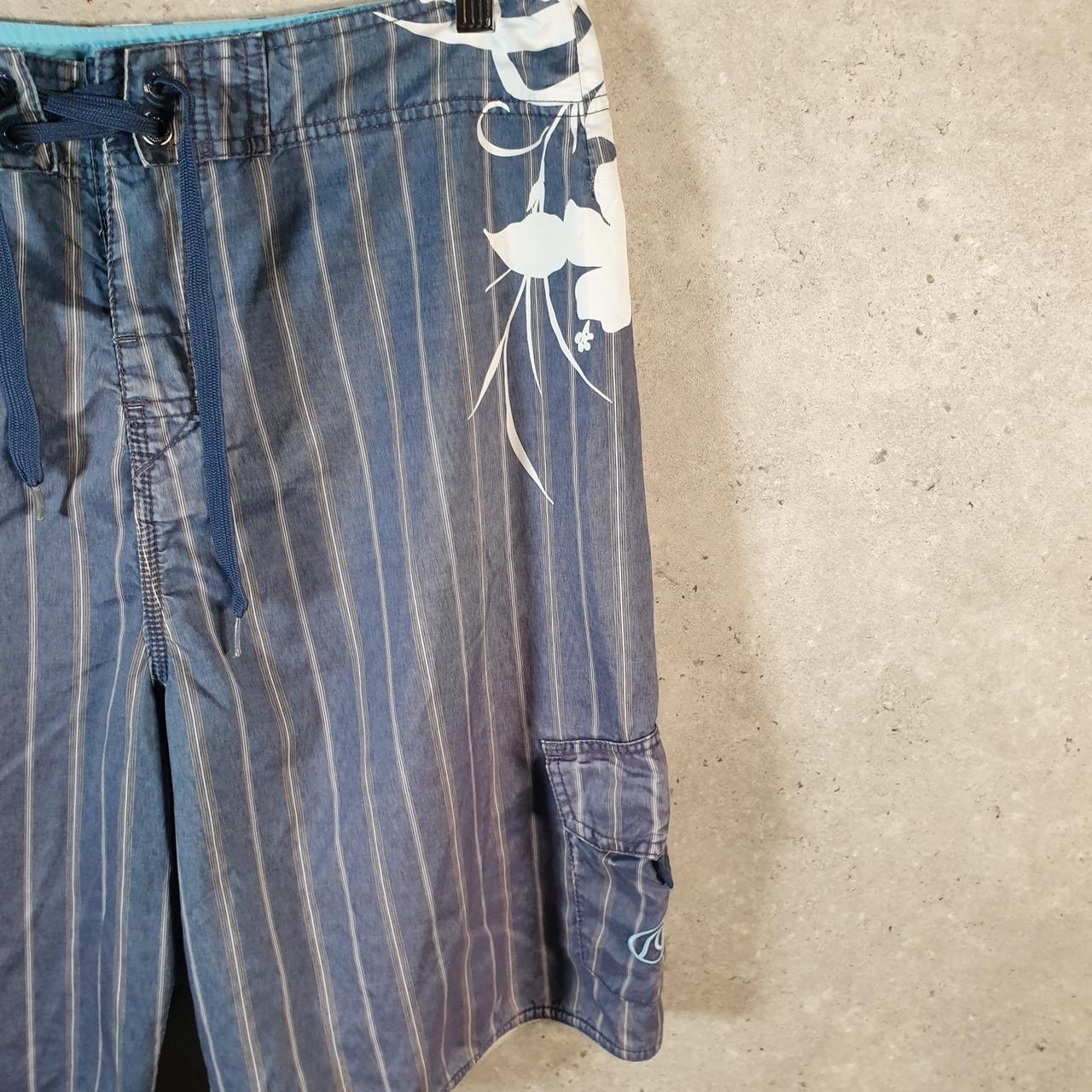 Vintage Quiksilver Shorts Jorts Chino Cargo Men’s W34 Striped Grey Baggy Cotton