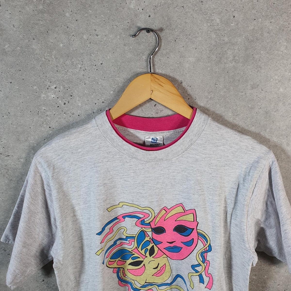 Vintage Belton Face Mask Graphic 90s USA Single Stitch T Shirt Men’s Medium Grey