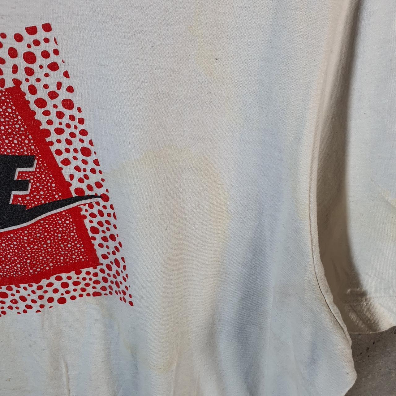 Vintage Nike Club Spellout T Shirt Men’s Medium White Logo Swoosh Athletic