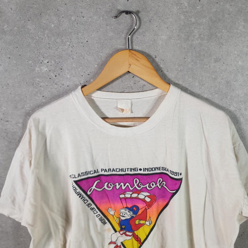 Vintage Benua Parachuting Indonesia 1991 Lombok Single Stitch T Shirt Men’s Small White