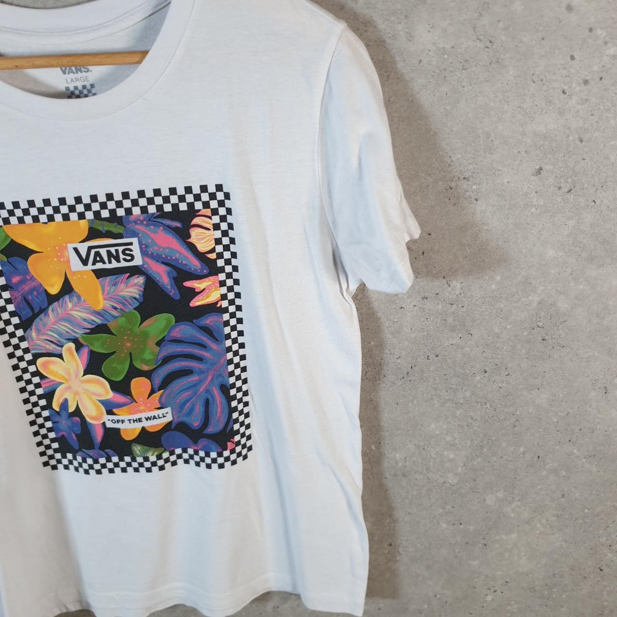 Vintage Vans Off the Wall Graphic T Shirt Men’s Large White Slim Fit Athletic Casual