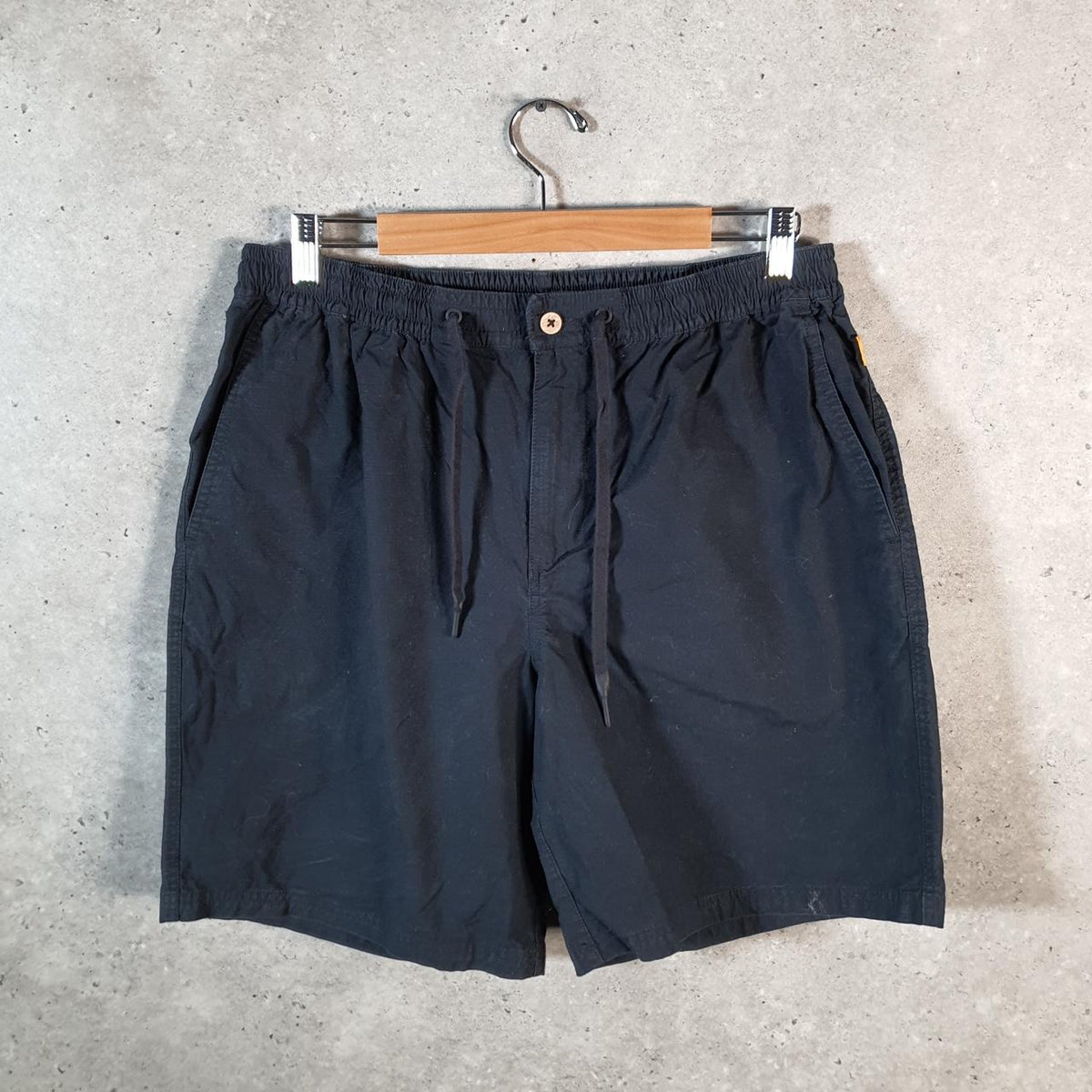 Vintage Quiksilver Waterman Chino Shorts Jorts Cargo Men’s XL Black Baggy Cotton A4462