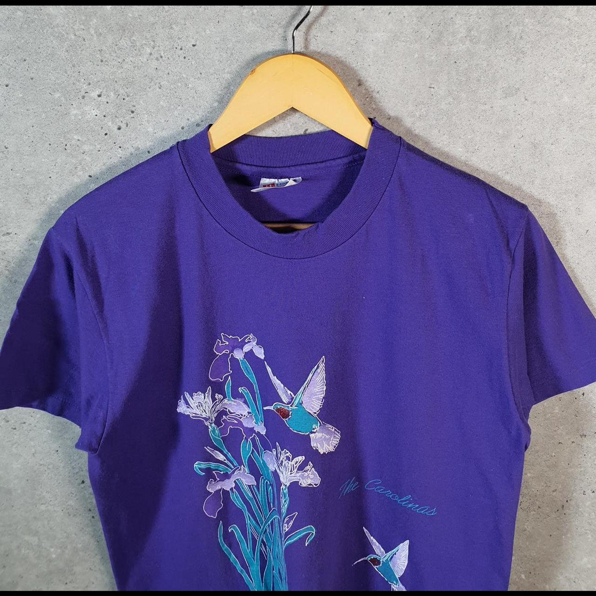 Vintage Hanes The Carolinas Flowers Birds 90s USA Single Stitch T Shirt Men’s Medium Purple C9372