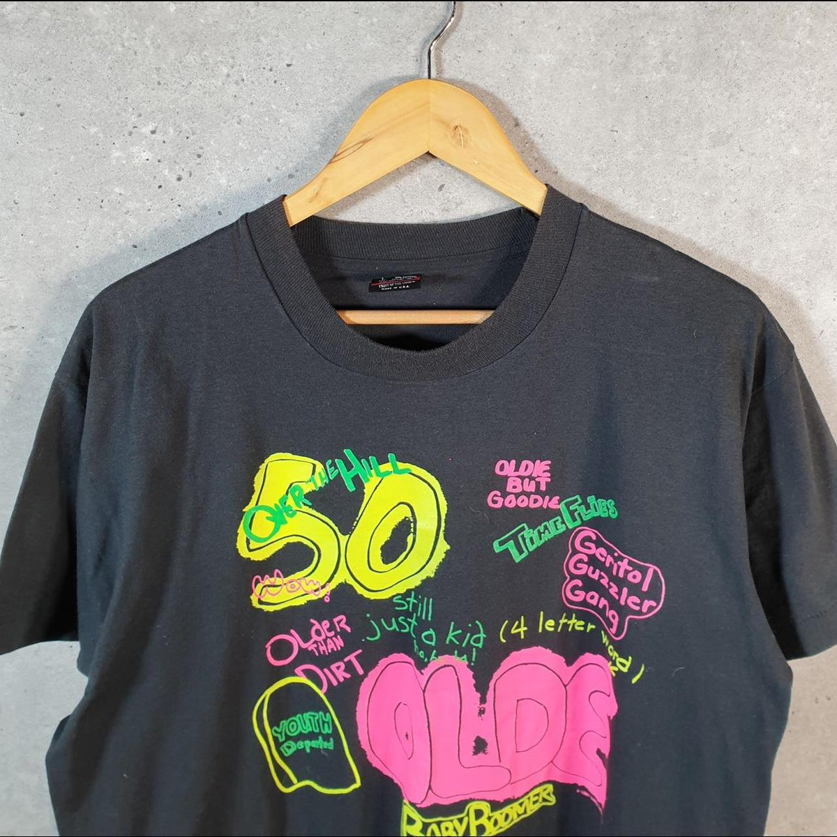 Vintage Fruit of the Loom Baby Boomer 90s Single Stitch T Shirt Men’s Large Black C8122
