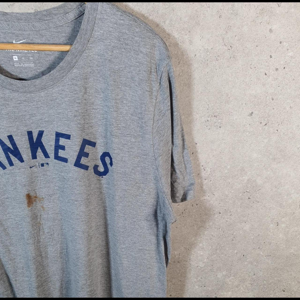 Vintage Nike MLB New York Yankees Spellout T Shirt Men’s XL Grey Swoosh Athletic