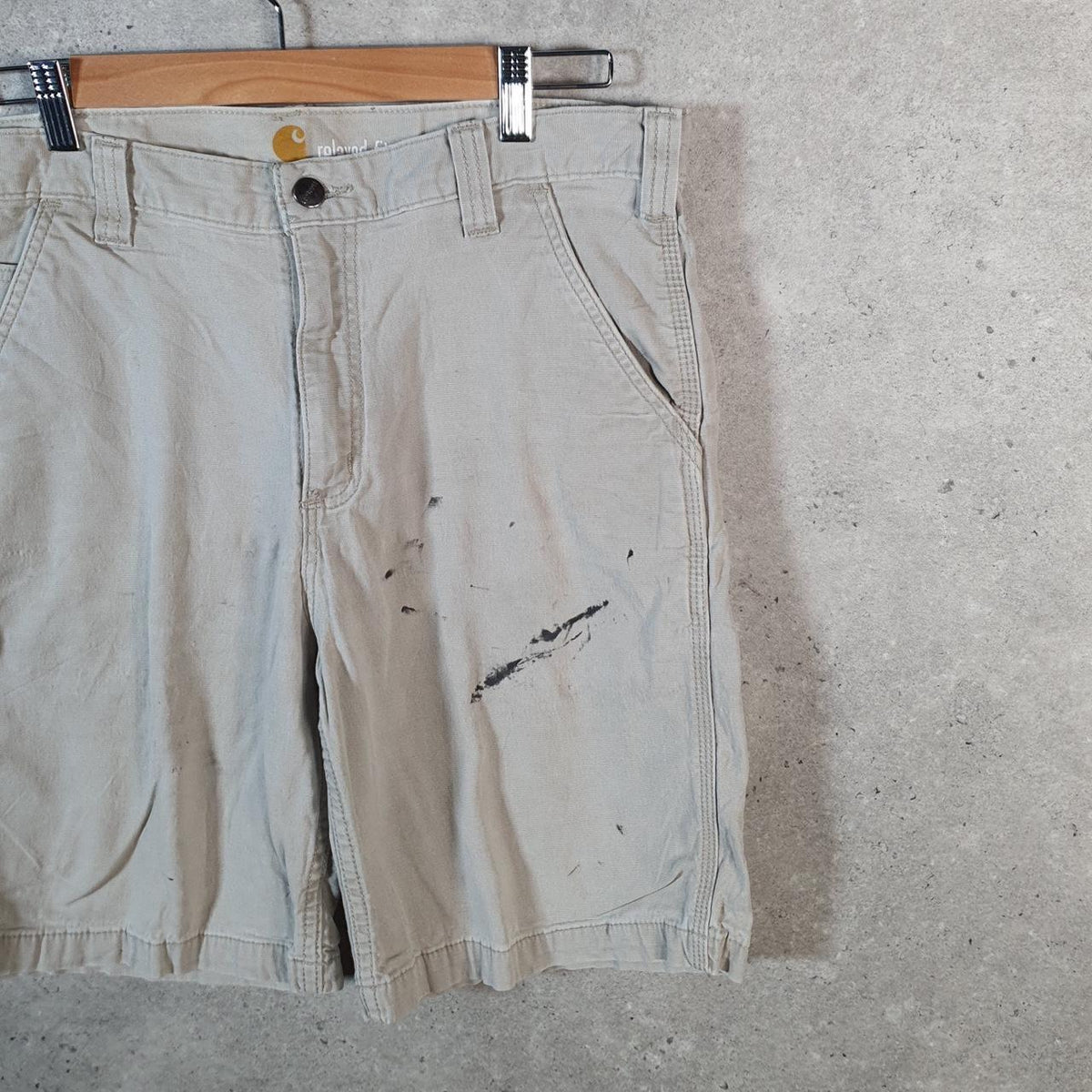 Vintage Carhartt Baggy Carpenter Shorts Jorts Cargo Men’s W34 Beige Relaxed Fit Workwear Big Fish Vintage