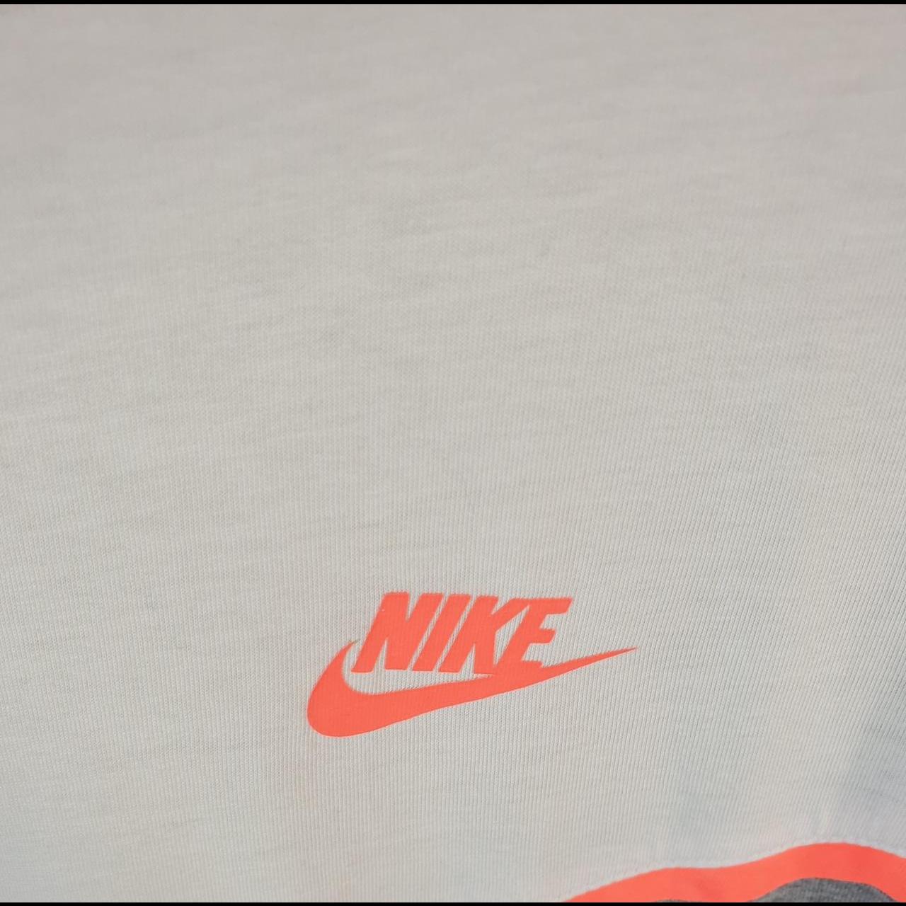 Vintage Nike Club Spellout T Shirt Mens Medium White Logo Swoosh Athletic