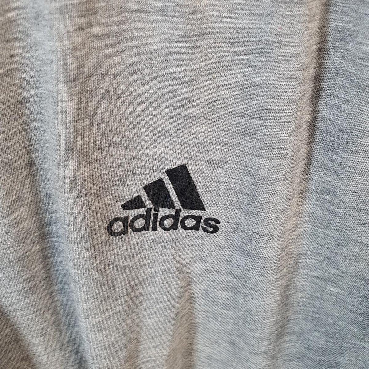 Vintage Adidas Ultimate T Shirt Men’s XL Grey Three Stripes Logo Athletic