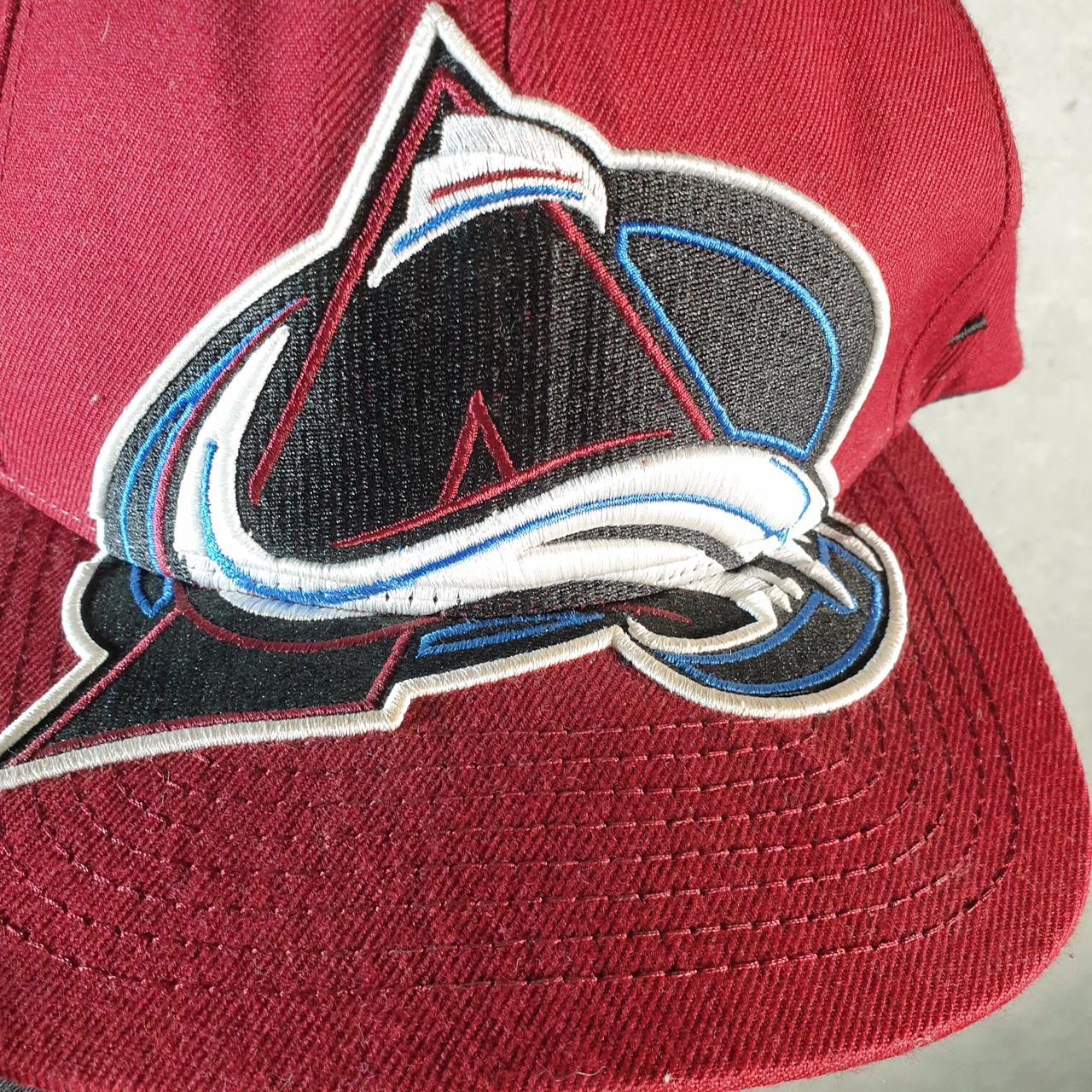 Vintage NHL Colorado Avalanche Adjustable Cap Men’s USA Spellout Athletic Sports C8544