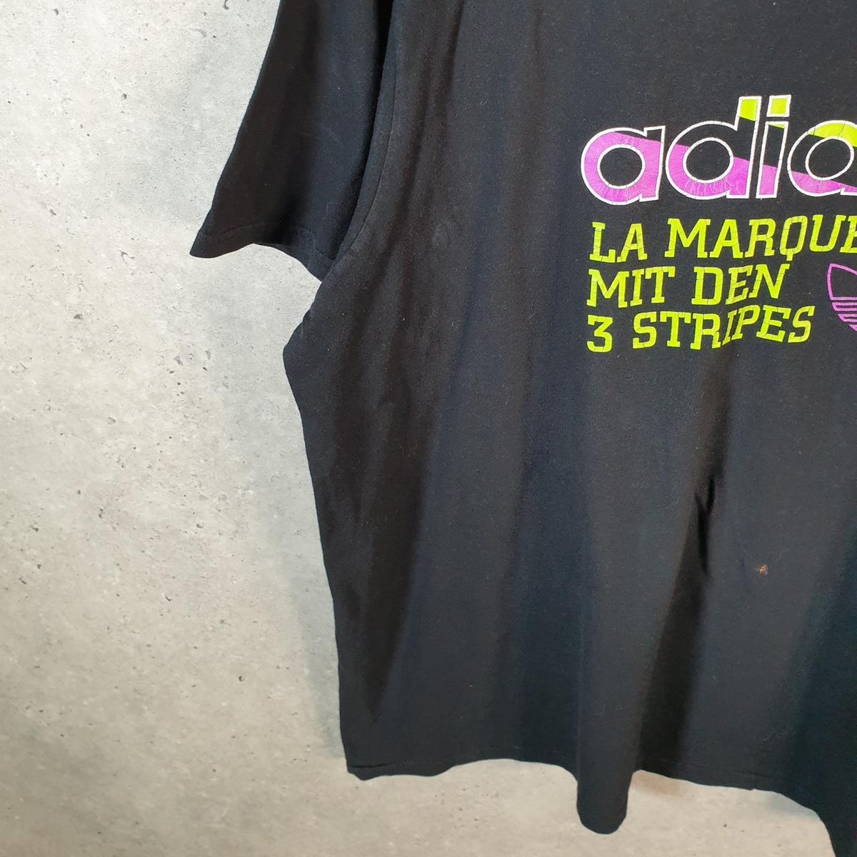 Vintage Adidas Spellout T Shirt Men’s Large Black Three Stripes Logo Athletic