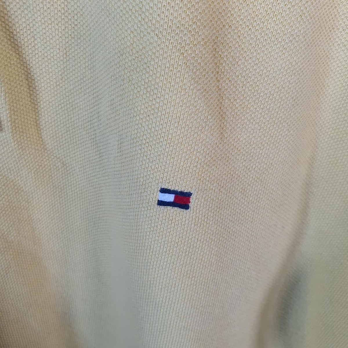 Vintage Tommy Hilfiger Polo Shirt Men’s Medium Yellow Classic Fit Embroidered Logo C9679
