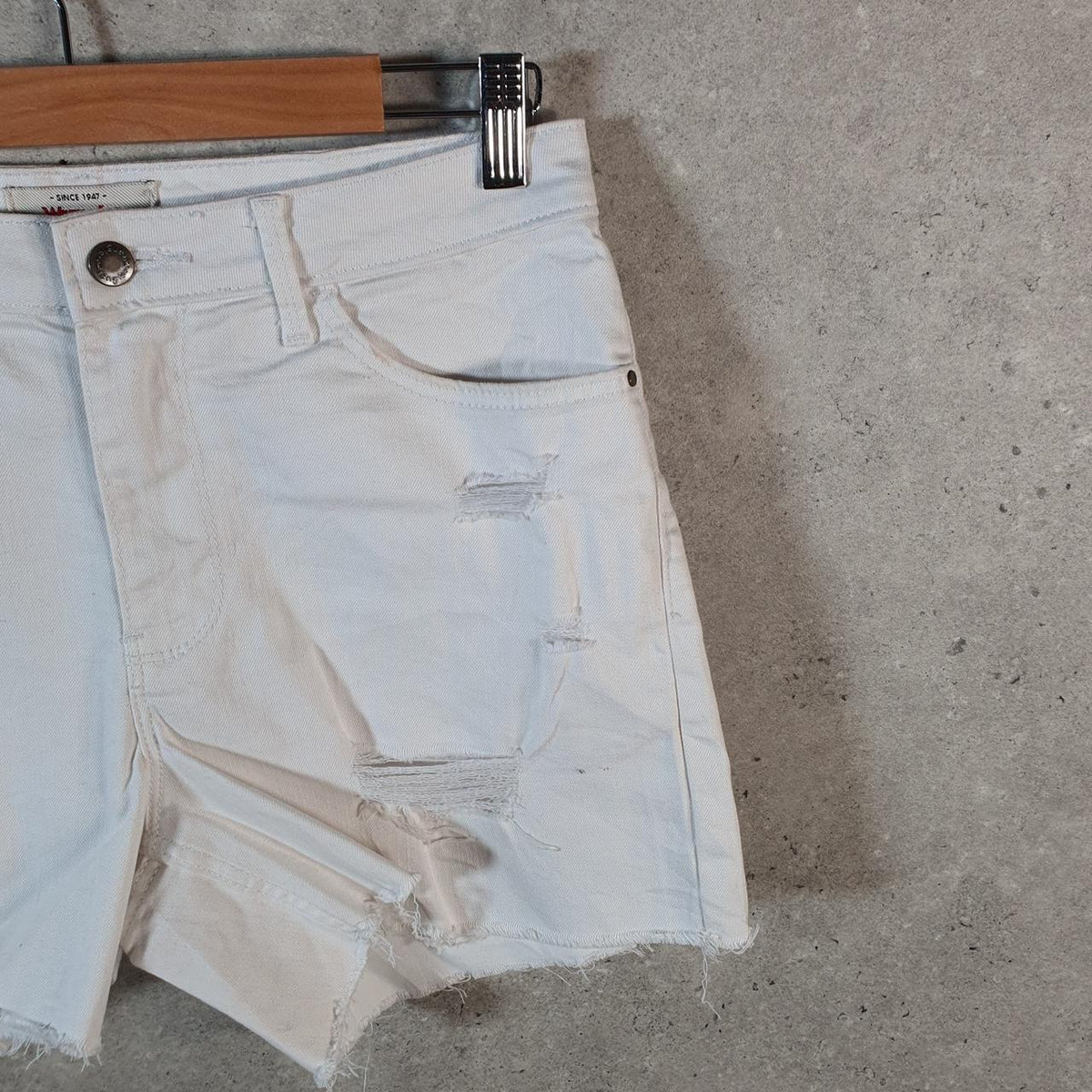 Vintage Wrangler Cut Short Baggy Shorts Jorts Cargo Womens W30 White Relaxed Denim A4521