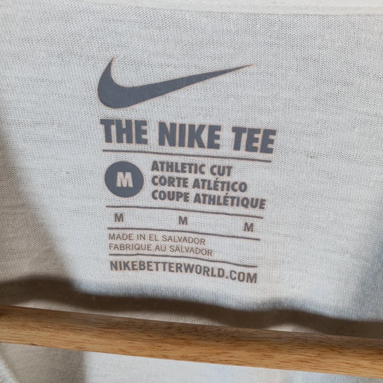 Vintage Nike Club Spellout T Shirt Men’s Medium White Logo Swoosh Athletic