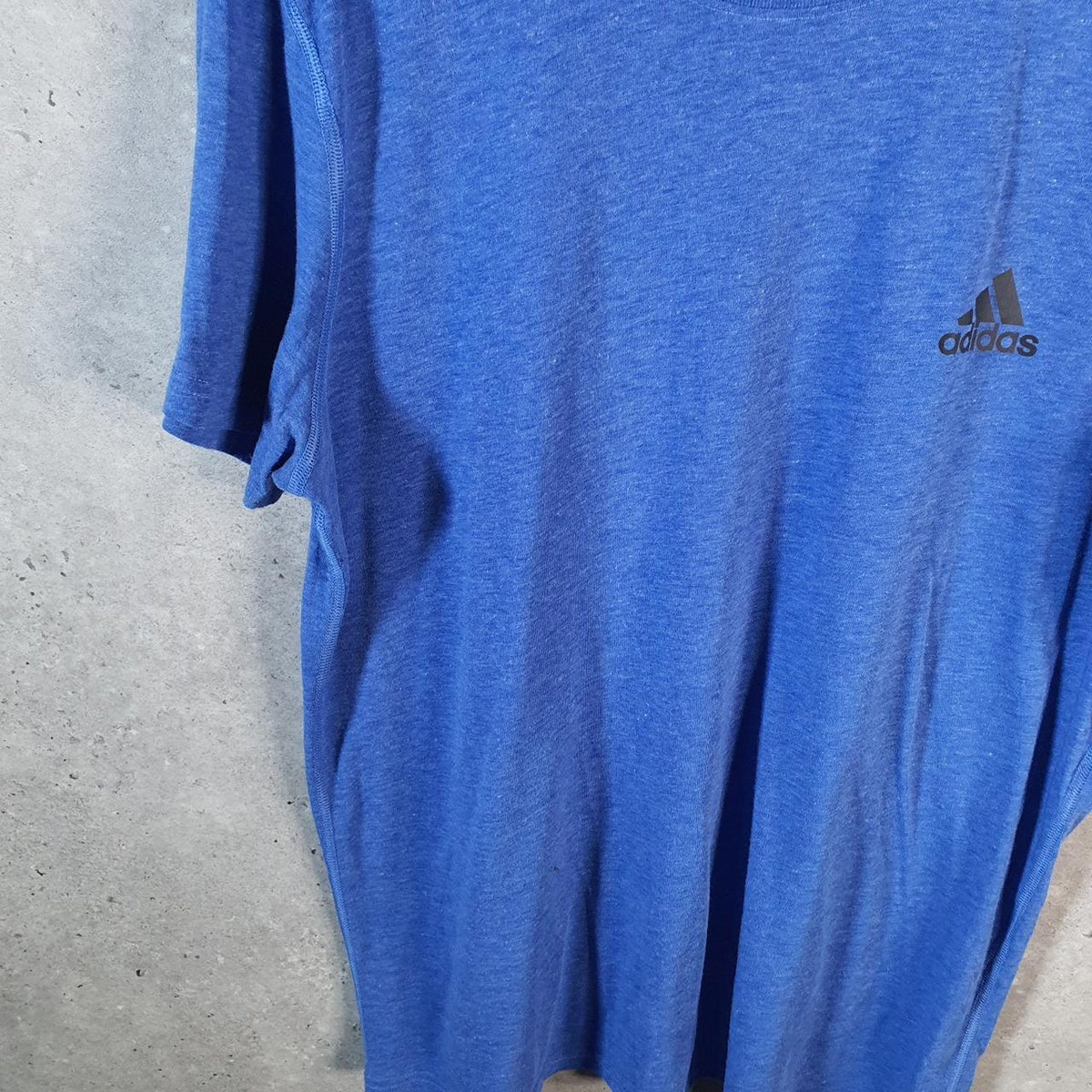 Vintage Adidas Ultimate 2.0 T Shirt Men’s Large Blue Three Stripes Logo Athletic