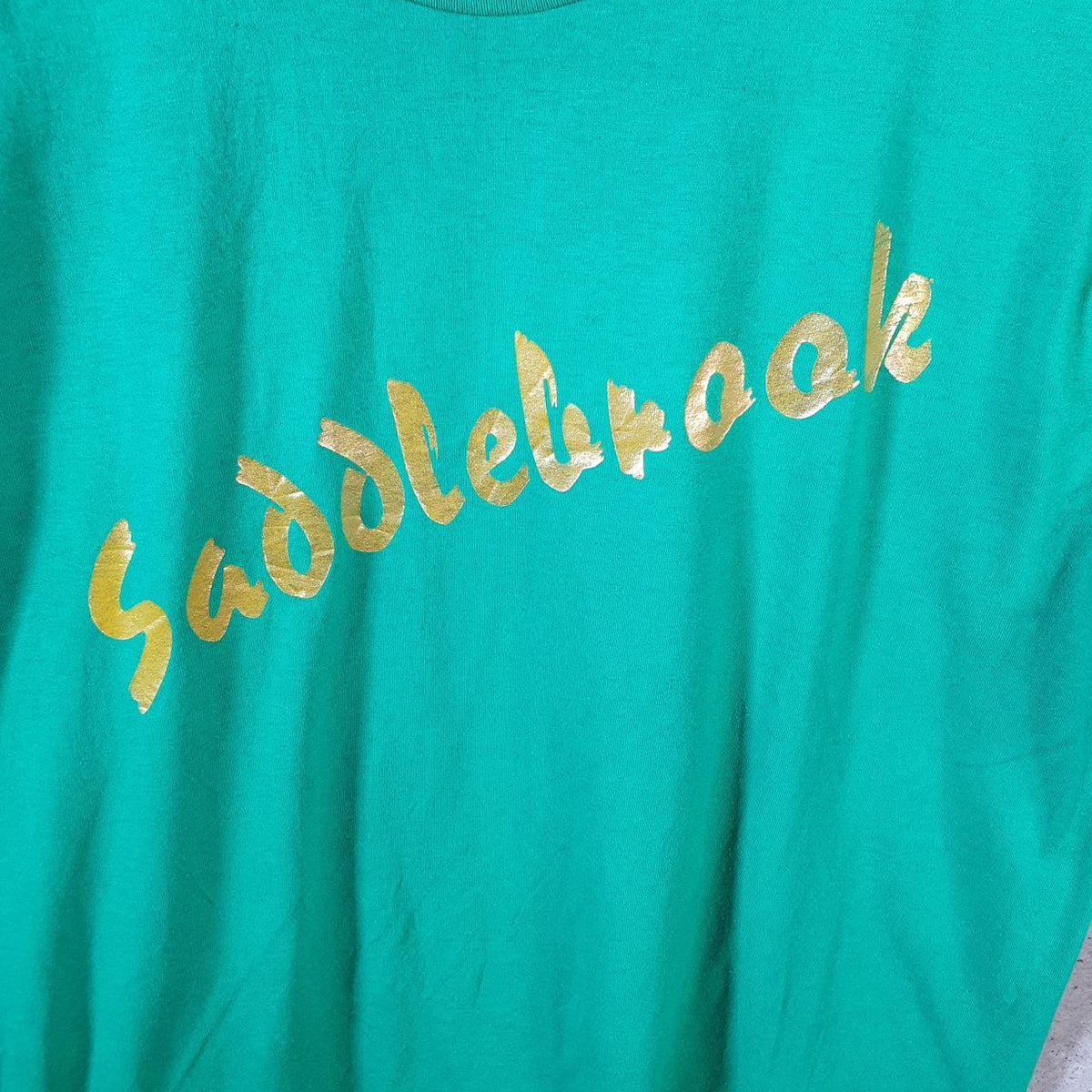 Vintage Hanes Saddlebrook 90s USA Single Stitch T Shirt Men’s Small Green C9385