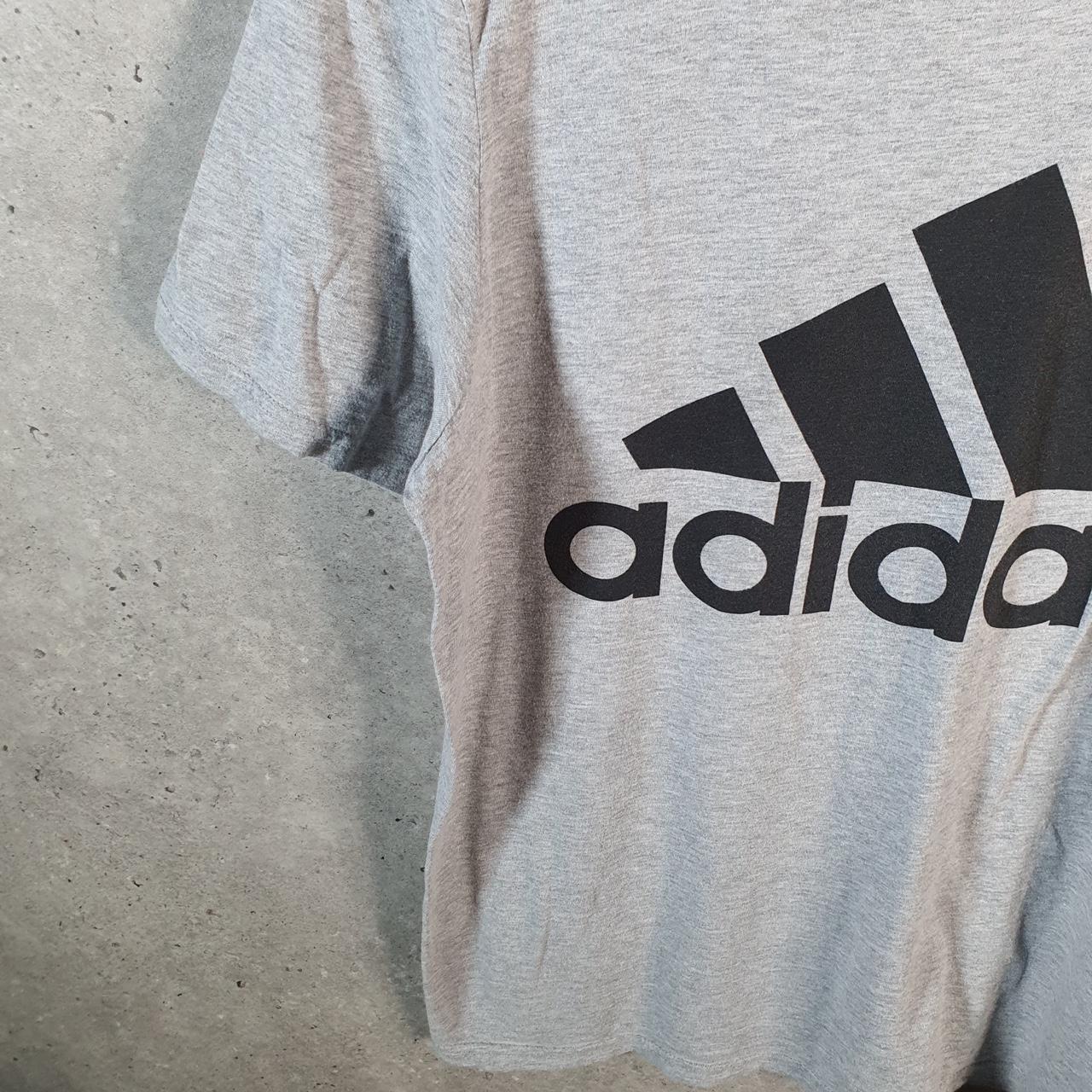 Vintage Adidas Amplifier T Shirt Men’s Medium Grey Three Stripes Athletic Logo