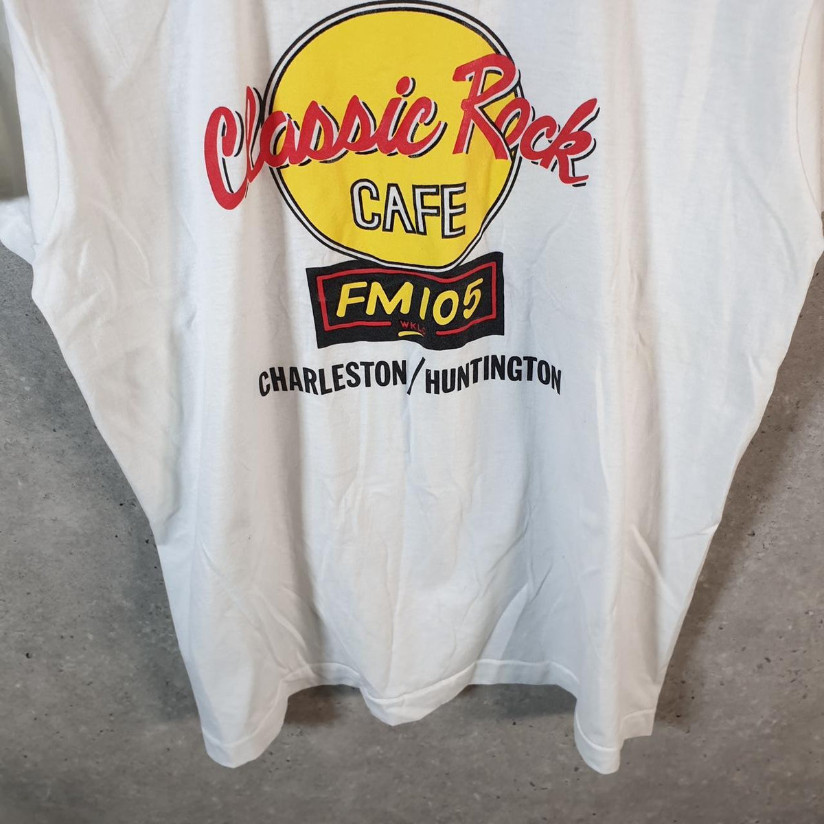 Vintage Screen Stars Best Classic Rock Cafe Charleston USA Single Stitch T Shirt Men’s XL White Big Fish Vintage
