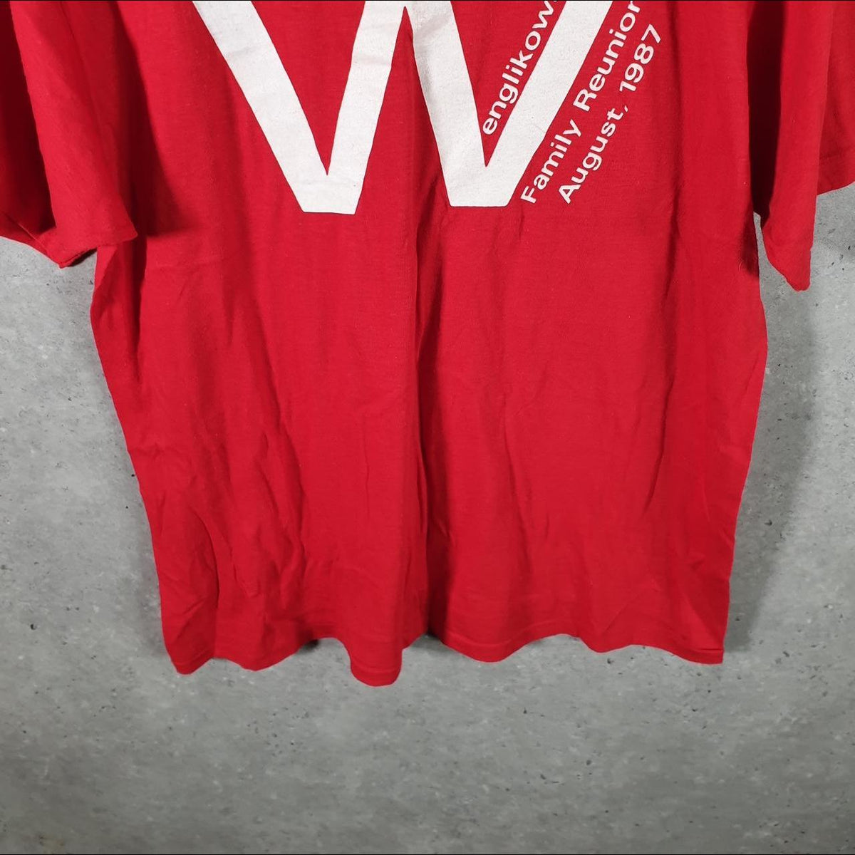 Vintage Sneakers Wenglikowski Family 1987 Graphic USA Single Stitch T Shirt Men’s XL Red