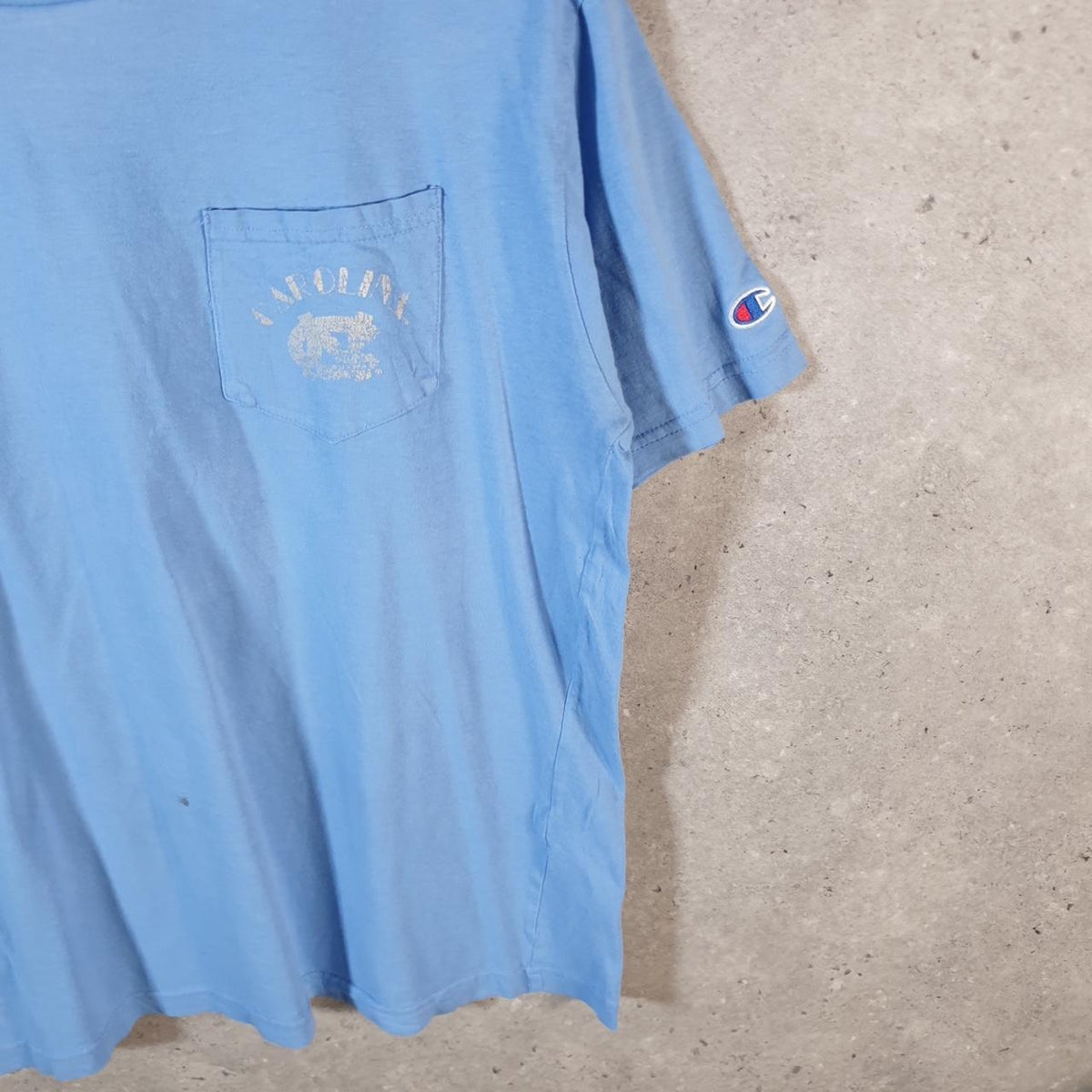 Vintage Champion Embroidered Logo T Shirt Men’s Large Blue Athletic