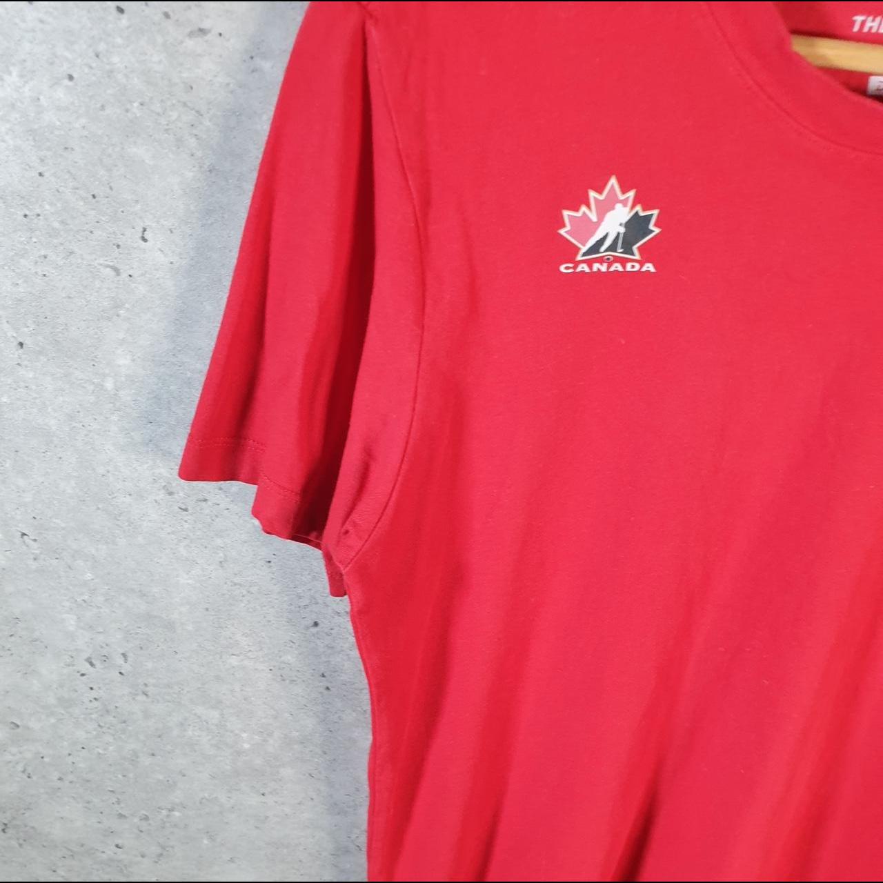 Vintage Nike Dri Fit Canada T Shirt Men’s Small Red Swoosh Logo Athletic