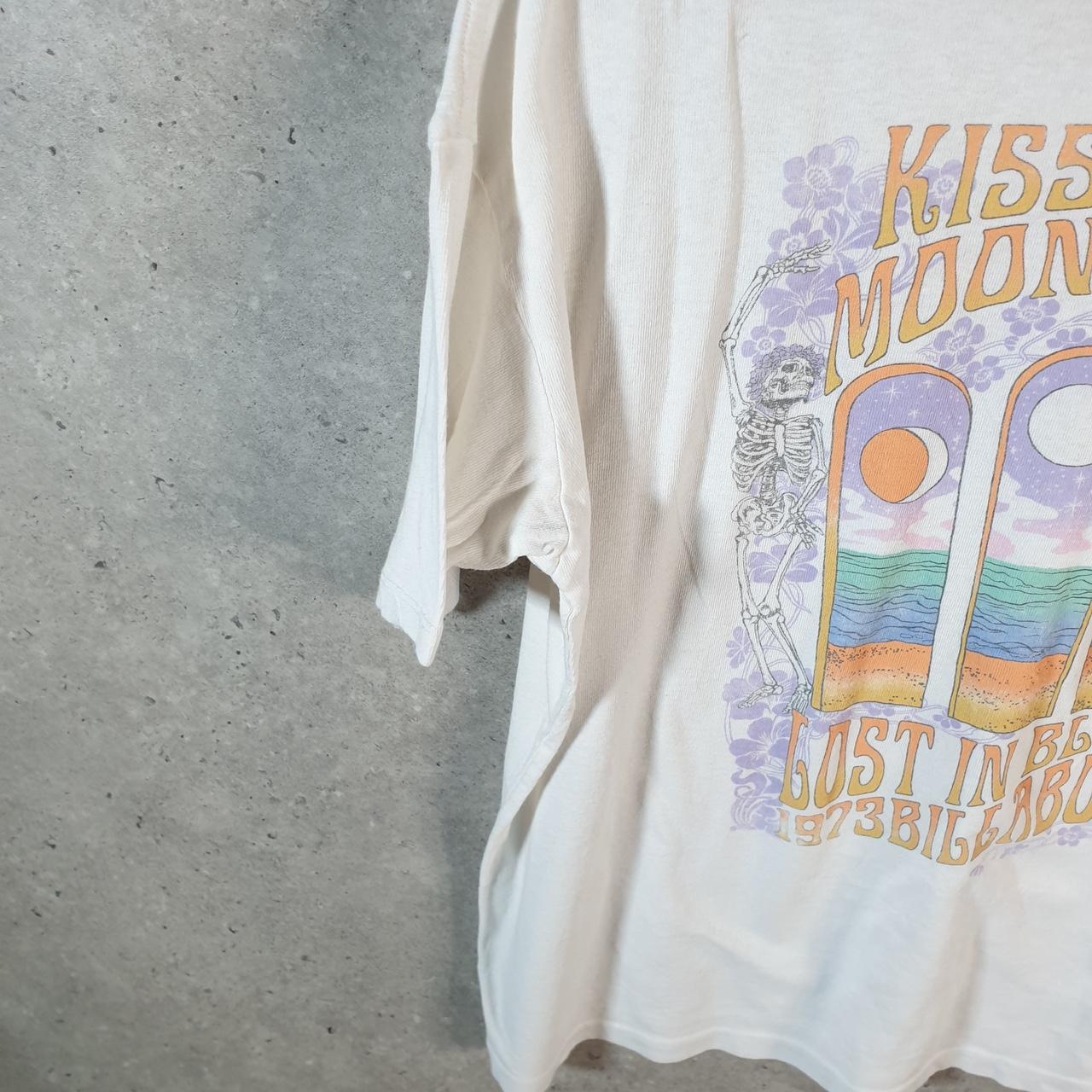 Vintage Billabong Kissed By Moonlight T Shirt Men’s Small White Casual Logo Surfing Y2K