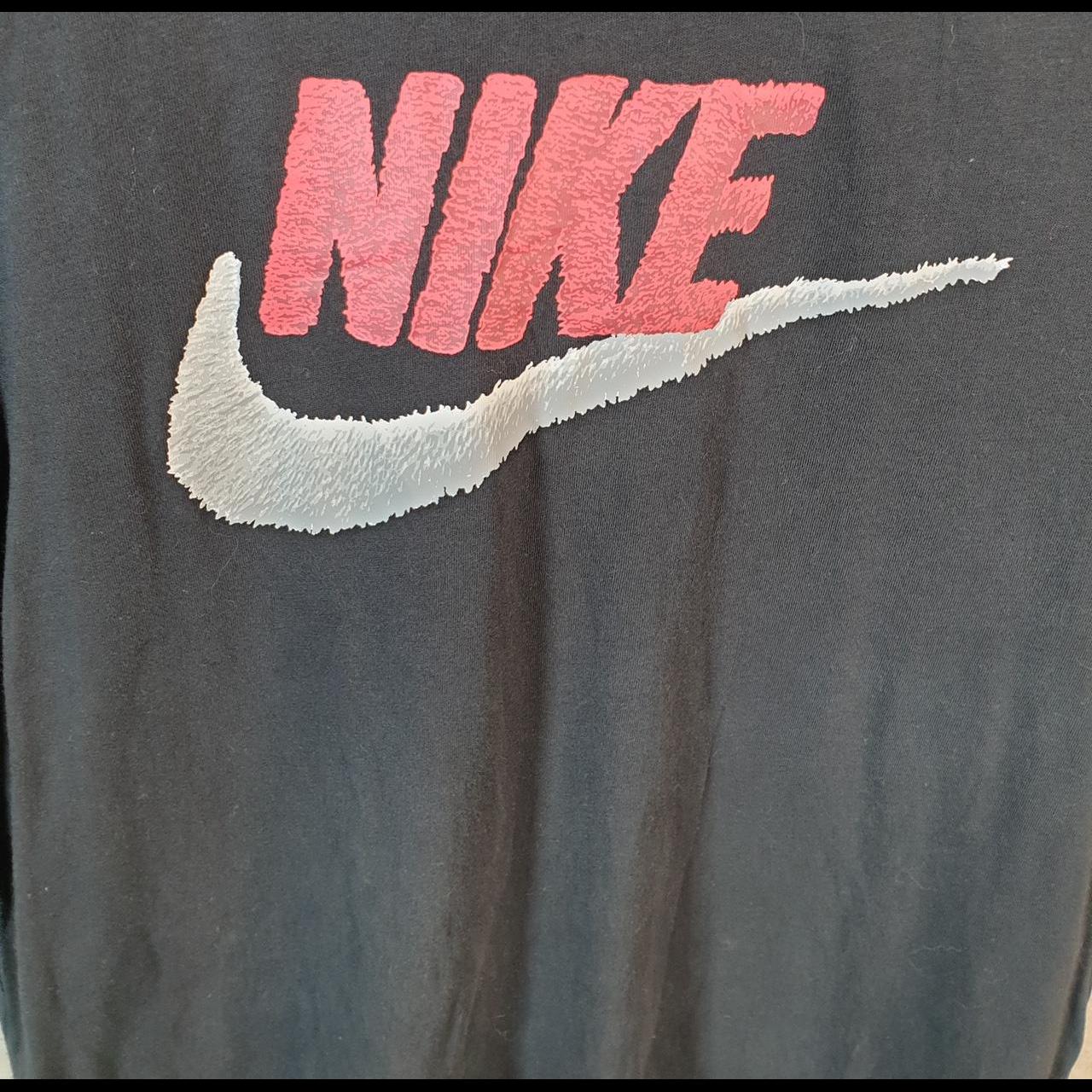 Vintage Nike T Shirt Men’s Small Black Printed Single Swoosh Logo Athletic C8295
