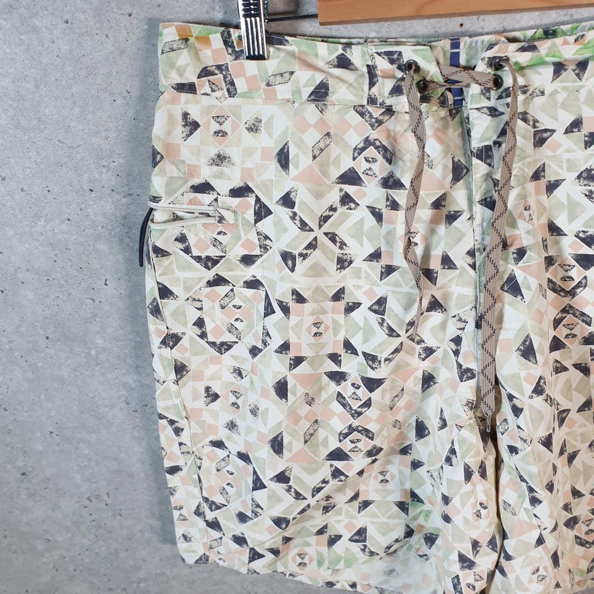 Vintage Patagonia Baggies Shorts Jorts Cargo Mens W36 Fishing All Over Print Cotton A4785
