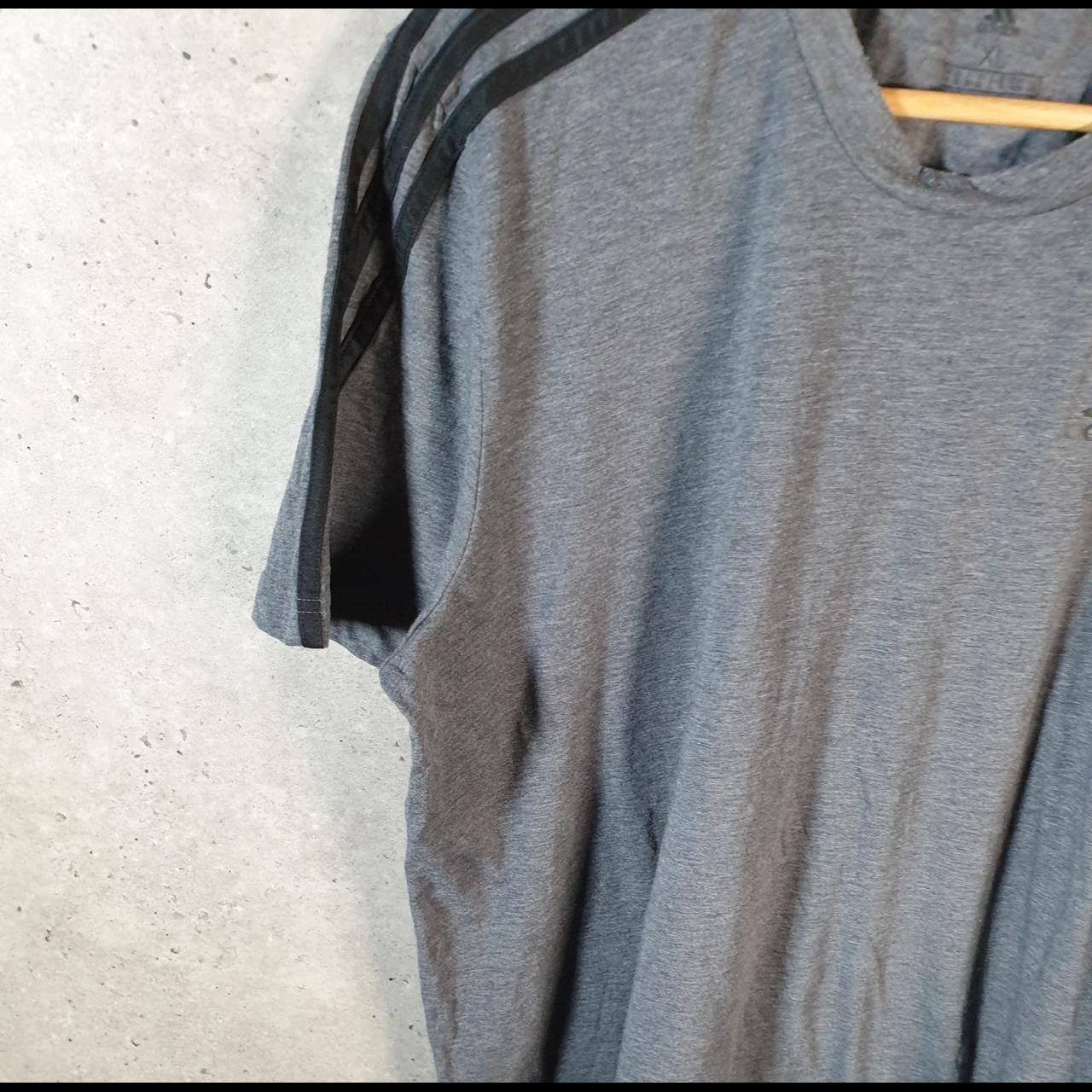 Vintage Adidas Climalite T Shirt Men’s XL Grey Three Stripes Logo Athletic