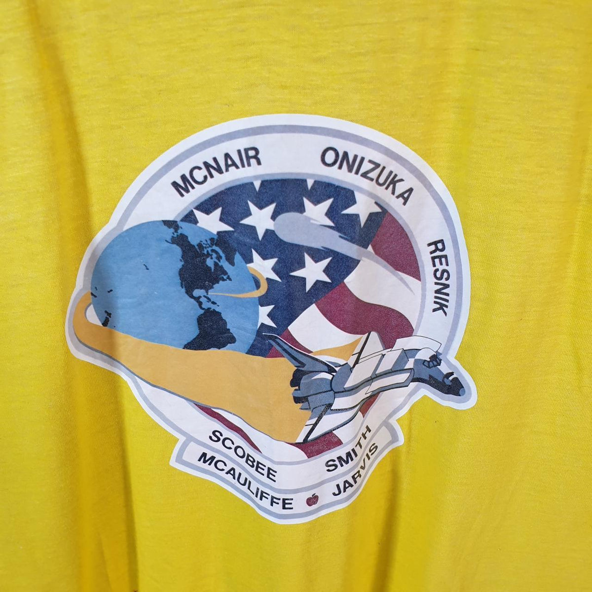 Vintage Screen Stars McNair Onizuka Resnik 90s USA Single Stitch T Shirt Men’s Large Yellow C8930