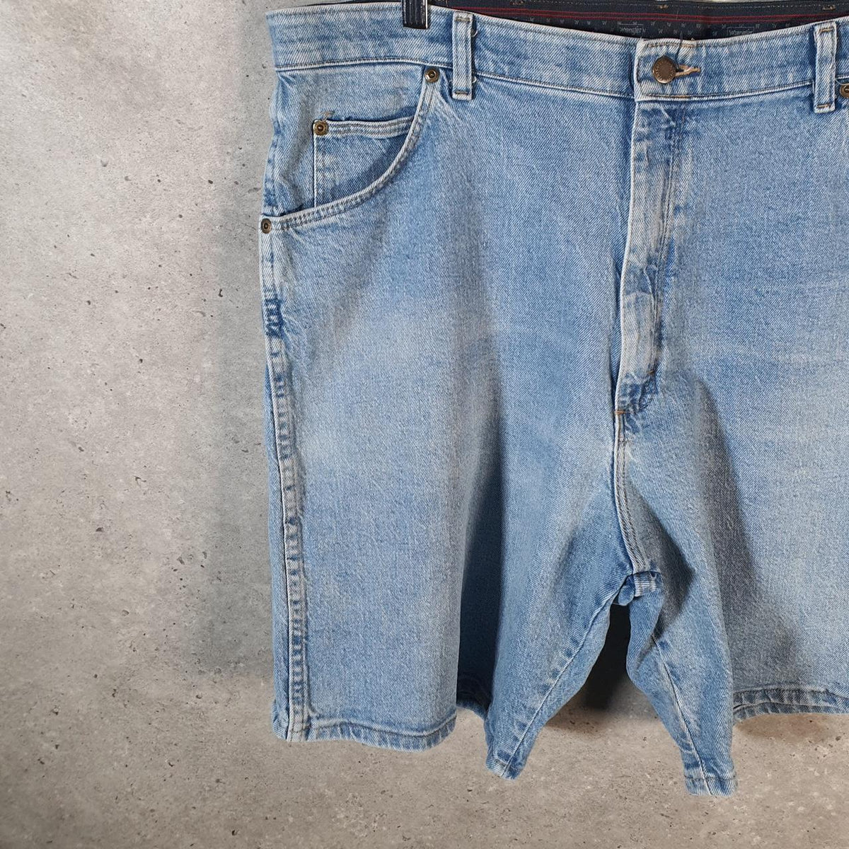 Vintage Wrangler Denim Shorts Jorts Cargo Men’s W40 Relaxed Blue Baggy Cotton
