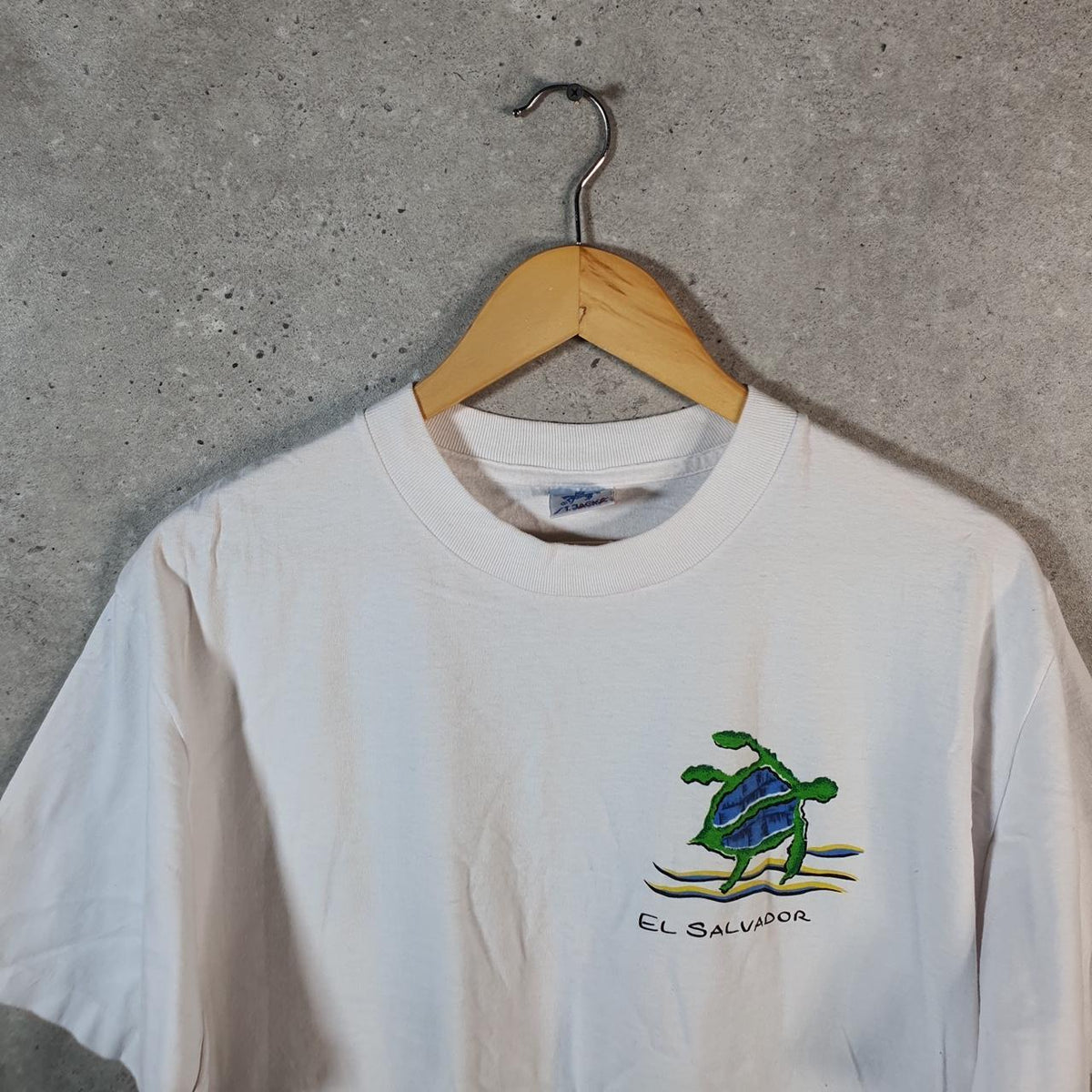Vintage St Jacks USA El Salvador Single Stitch T Shirt Men’s Large White Big Fish Vintage