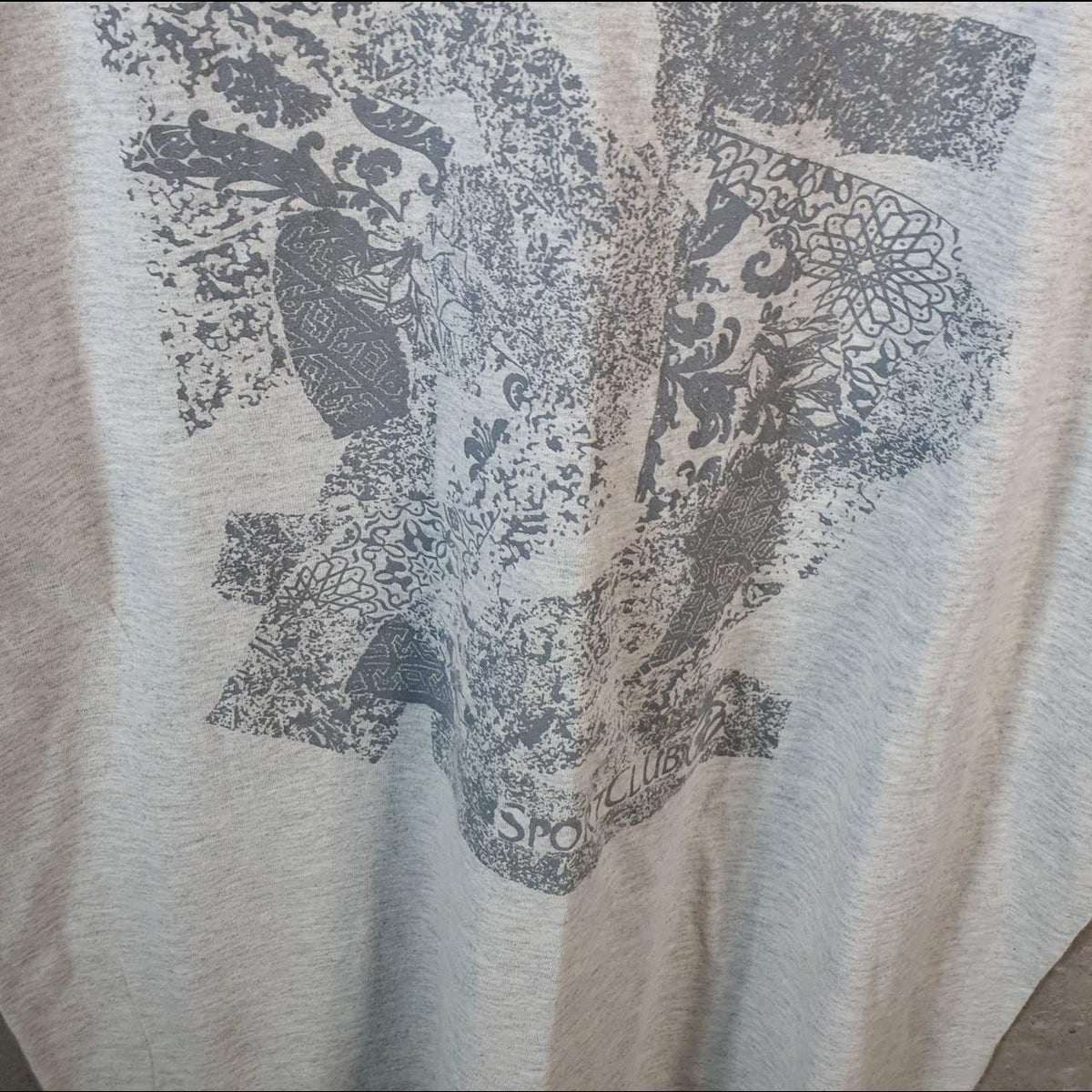 Vintage Sport Club Graphic USA 90s Single Stitch T Shirt Men’s Large Grey C9460