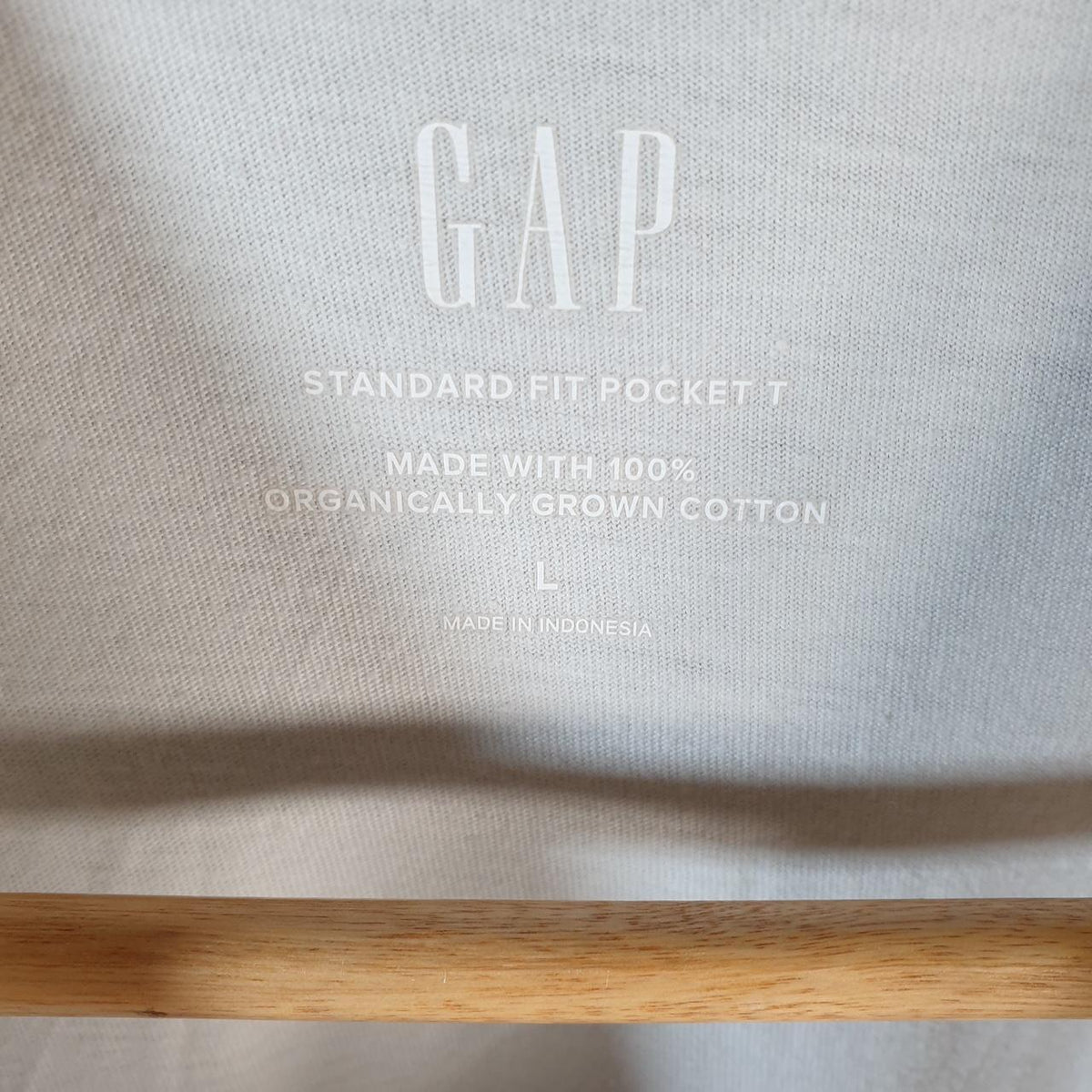 Vintage Gap T Shirt Shirt Men’s Large Beige Pocket Casual Logo Athletic C9922