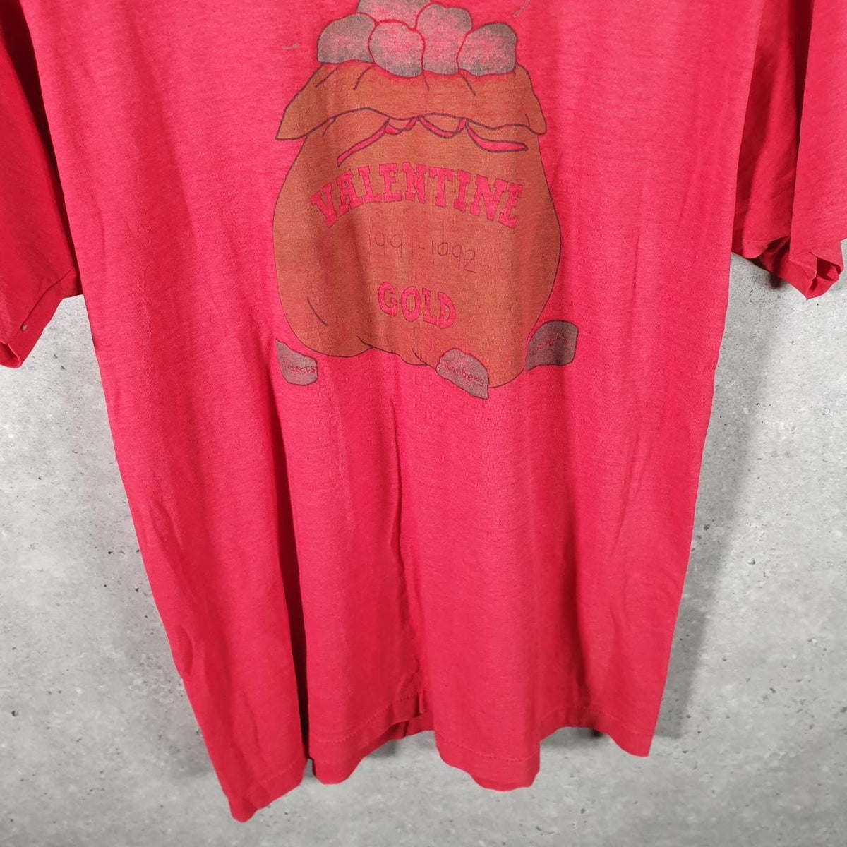 Vintage Screen Stars Best Valentines Day 1992 USA Single Stitch T Shirt Men’s Large Red Big Fish Vintage