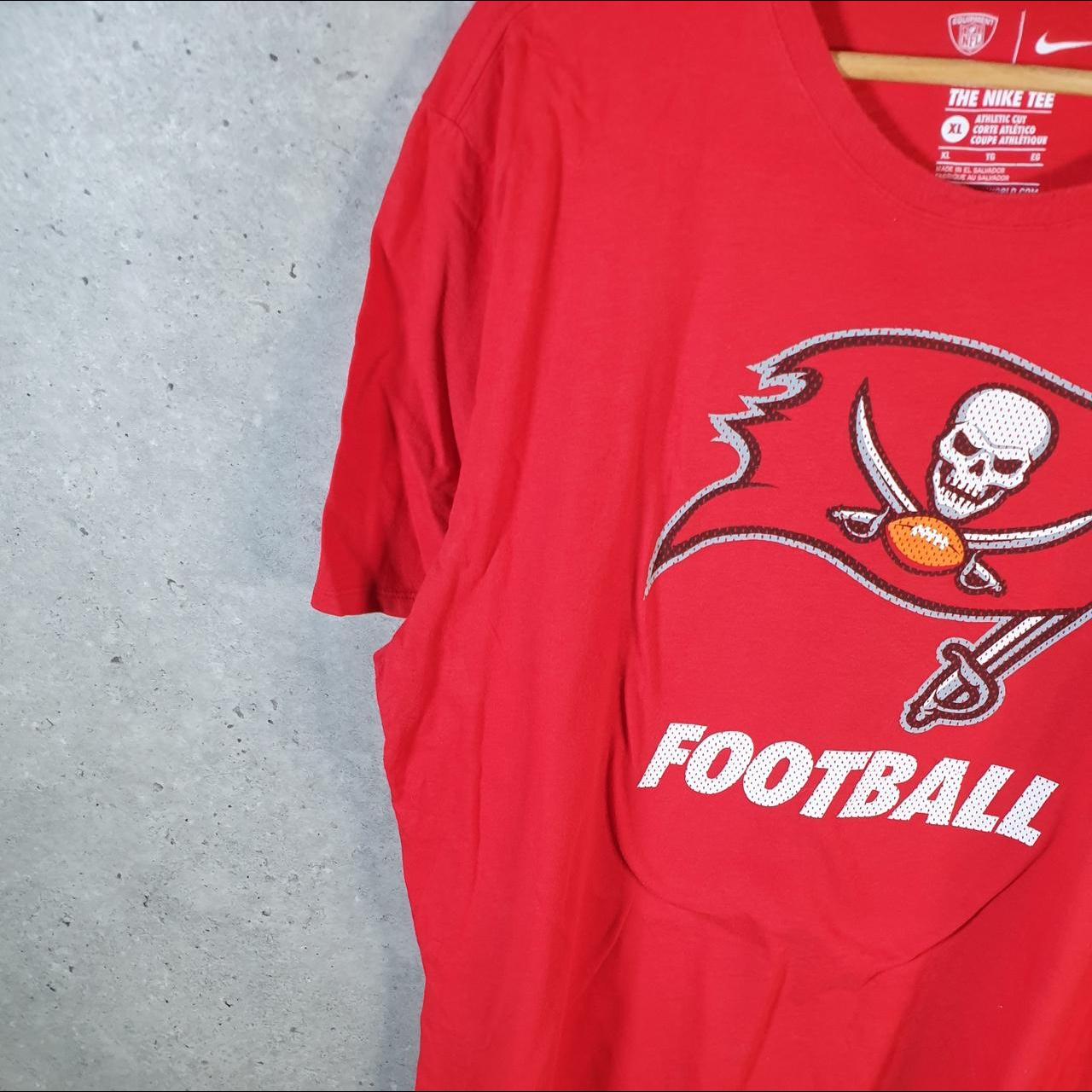 Vintage Nike NFL Tampa Bay Buccaneers T Shirt Men’s XL Red Logo Printed Swoosh Athletic
