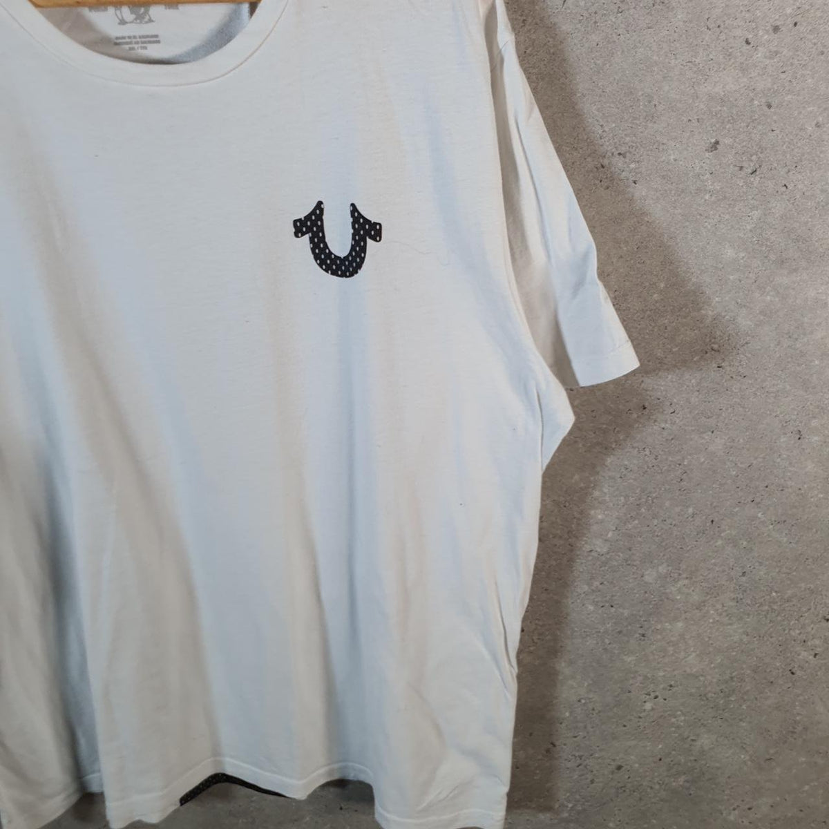 Vintage True Religion T Shirt Men’s 2XL White Graphic Spellout Logo