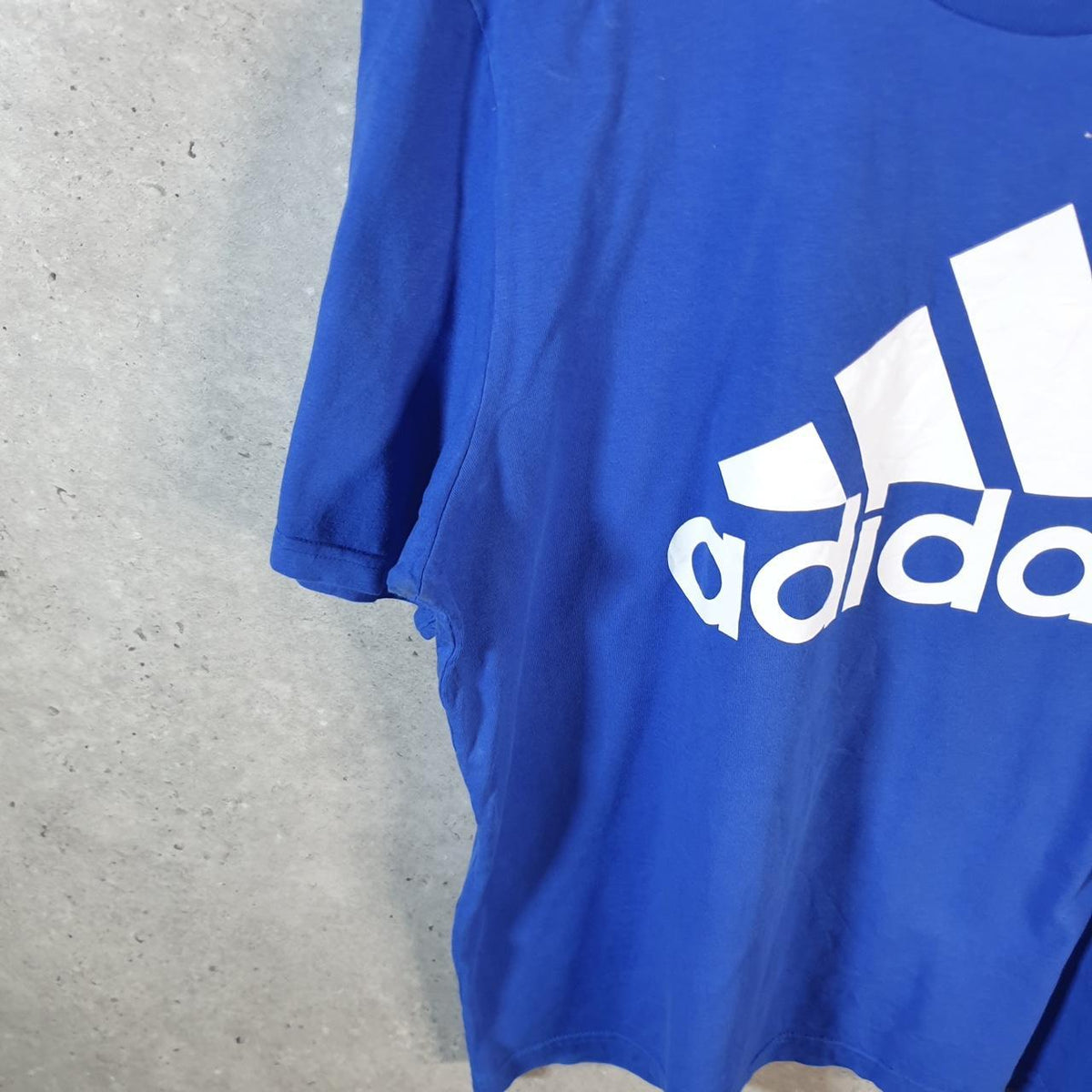 Vintage Adidas Spellout T Shirt Men’s Medium Blue Three Stripes Athletic