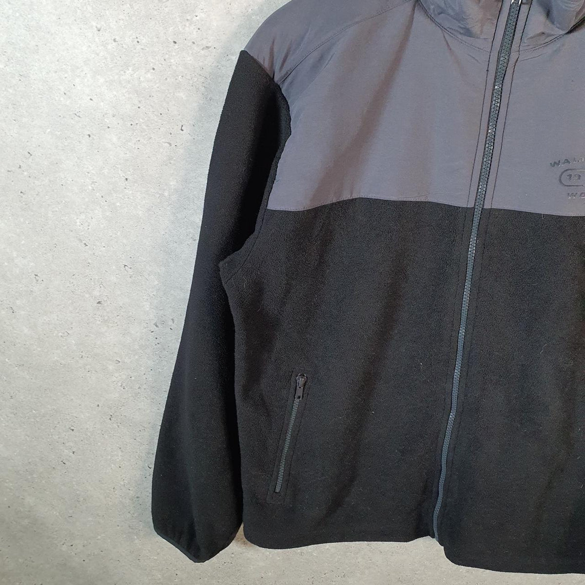 Vintage Disney Mickey Mouse Full Zip Fleece Sweatshirt Mens Medium Black Logo Winter