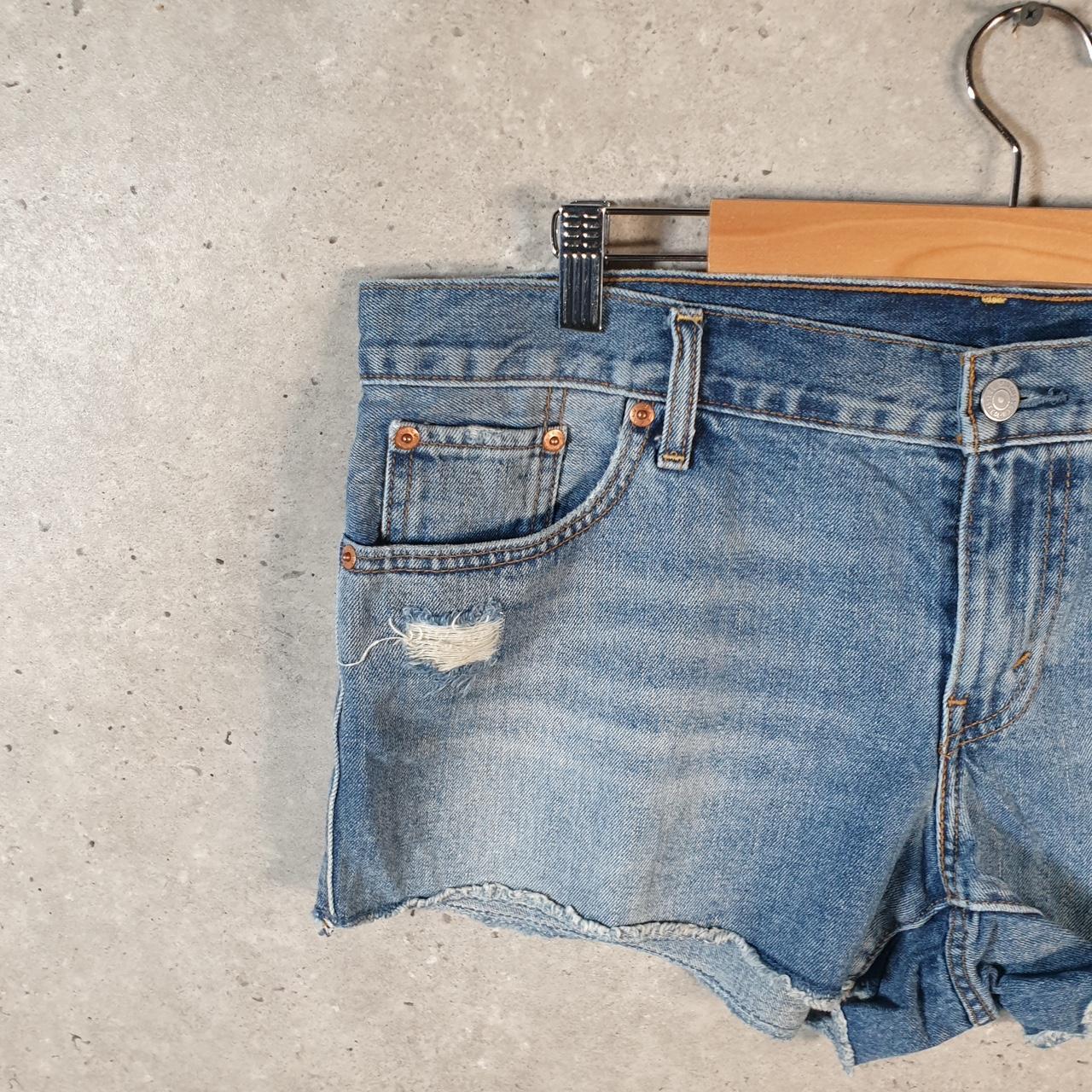 Vintage Levi’s Cut Off Baggy Shorts Jorts Cargo Womens W32 Blue Relaxed Denim