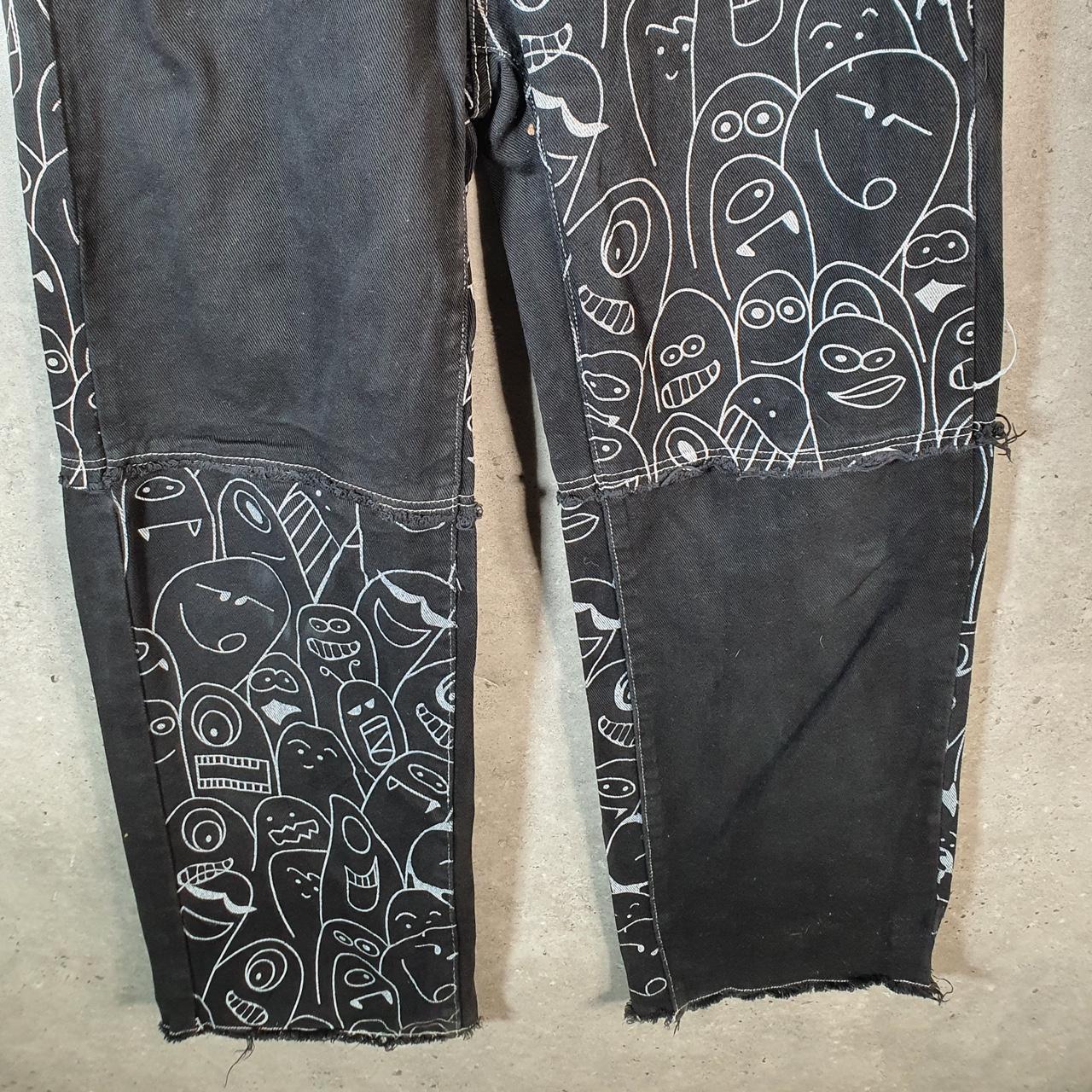 Shein Faces Graphic Straight Y2K Hip Hop Jeans Womens Medium Black Denim USA Big Fish Vintage