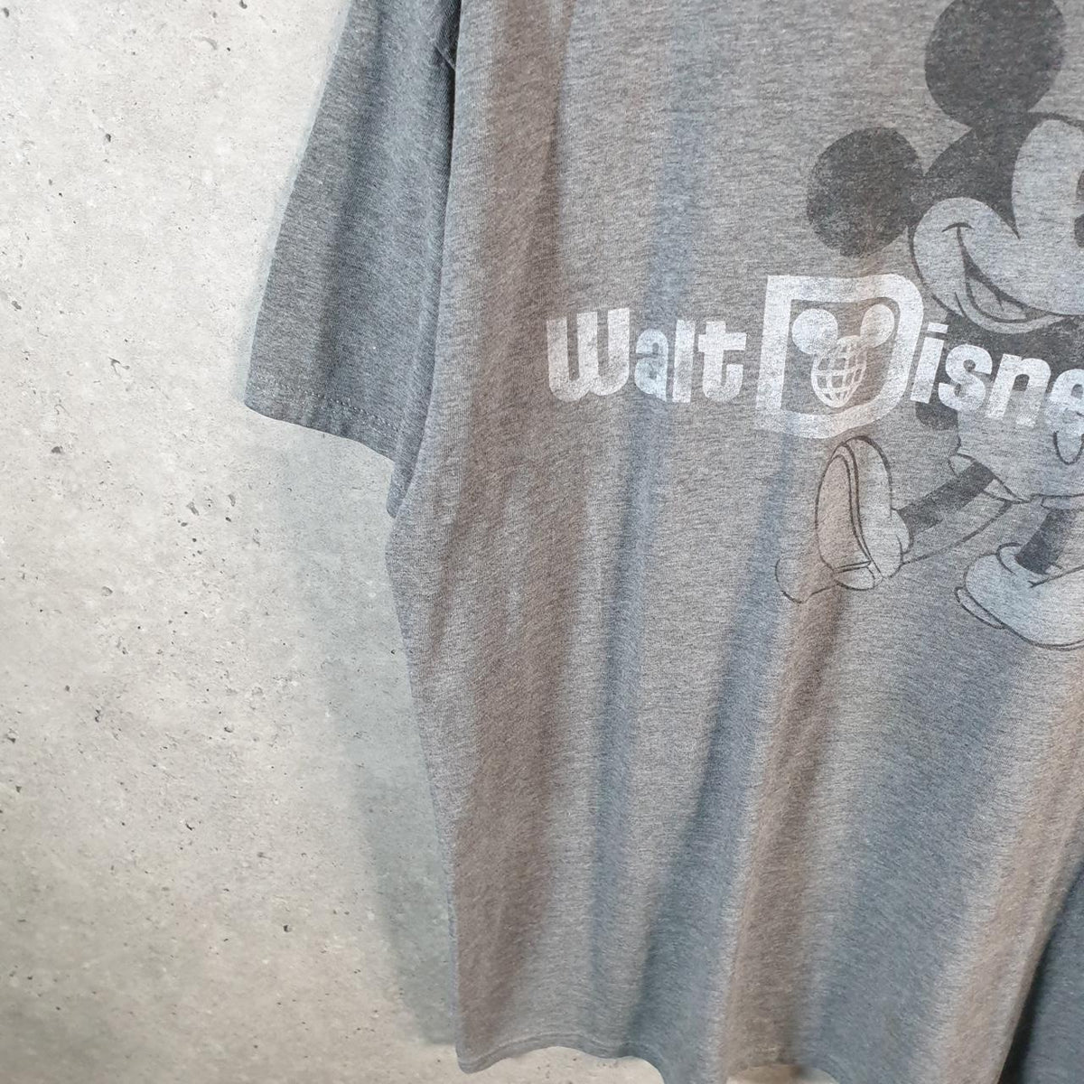 Vintage Disney Land Mickey Mouse T Shirt Men’s XL Grey Graphic Cartoon