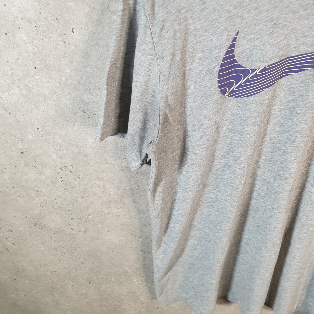 Vintage Nike Dri Fit T Shirt Men’s Medium Grey Logo Printed Swoosh Athletic