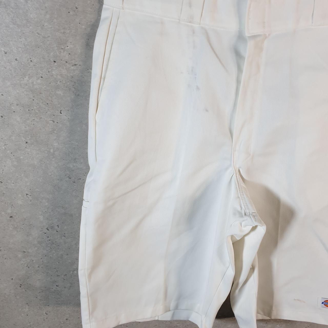 Vintage Dickies Baggy Chino Shorts Jorts Cargo Mens W34 White Loose Fit