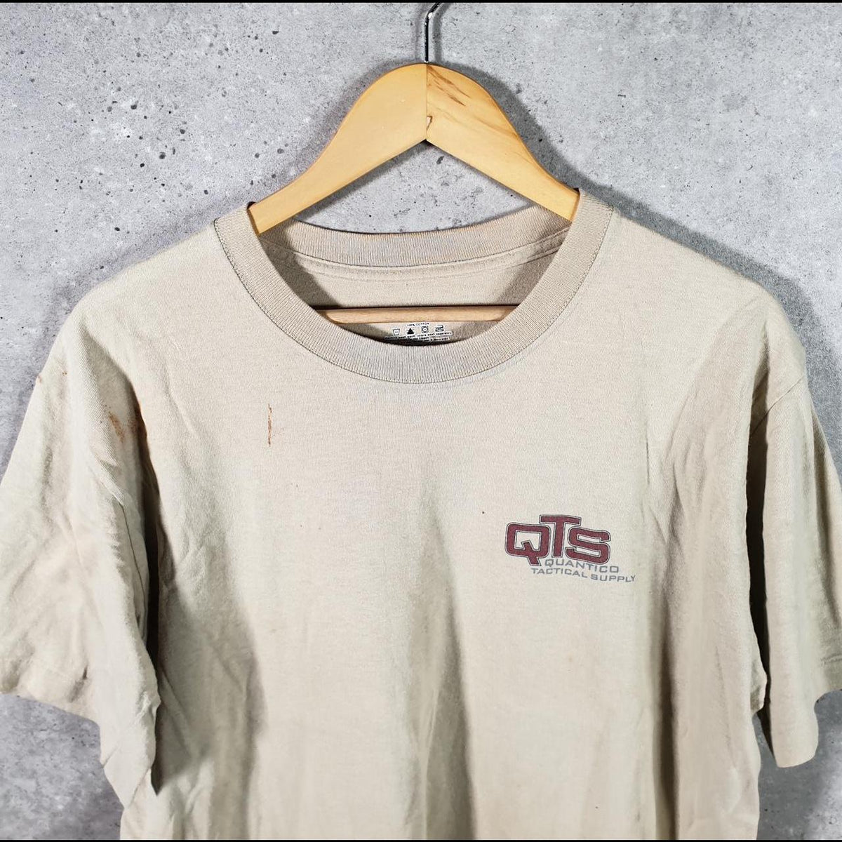 Vintage Duke Quantico Tactical Supply 90s USA Single Stitch T Shirt Men’s Large Beige