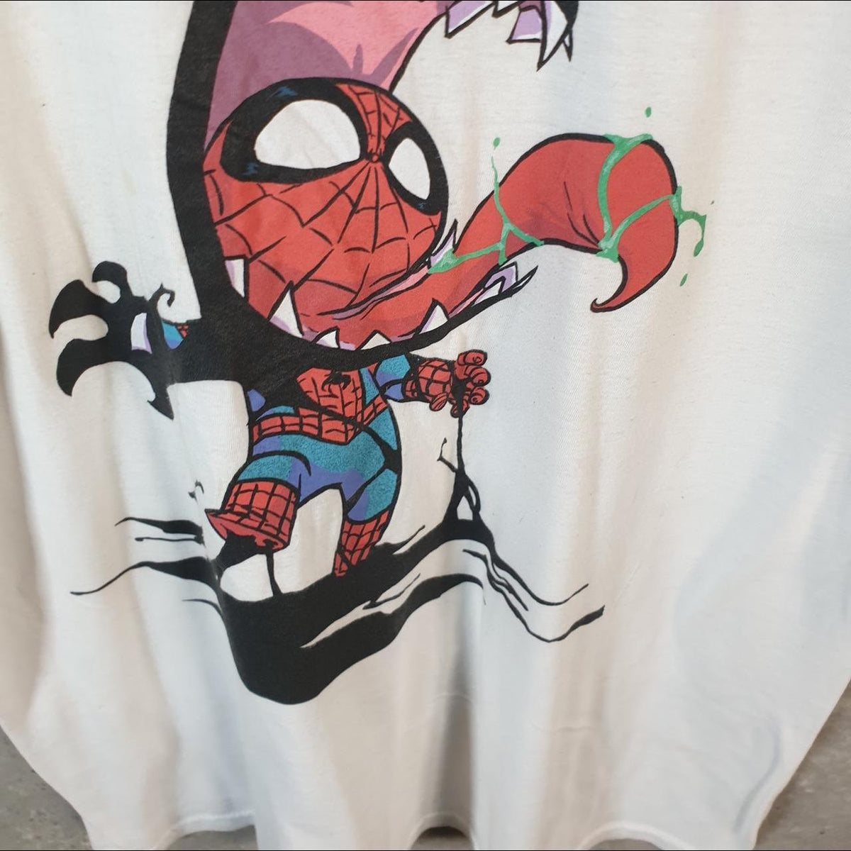 Vintage Marvel Venom Marching T Shirt Shirt Men’s Medium White Graphic Cartoon C9686