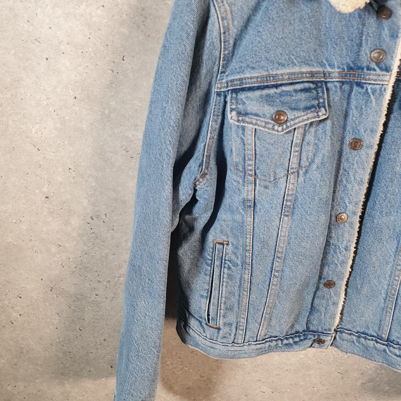 Vintage Levis Denim Jean Trucker Sherpa Jacket Womens Large Blue Button Sherling