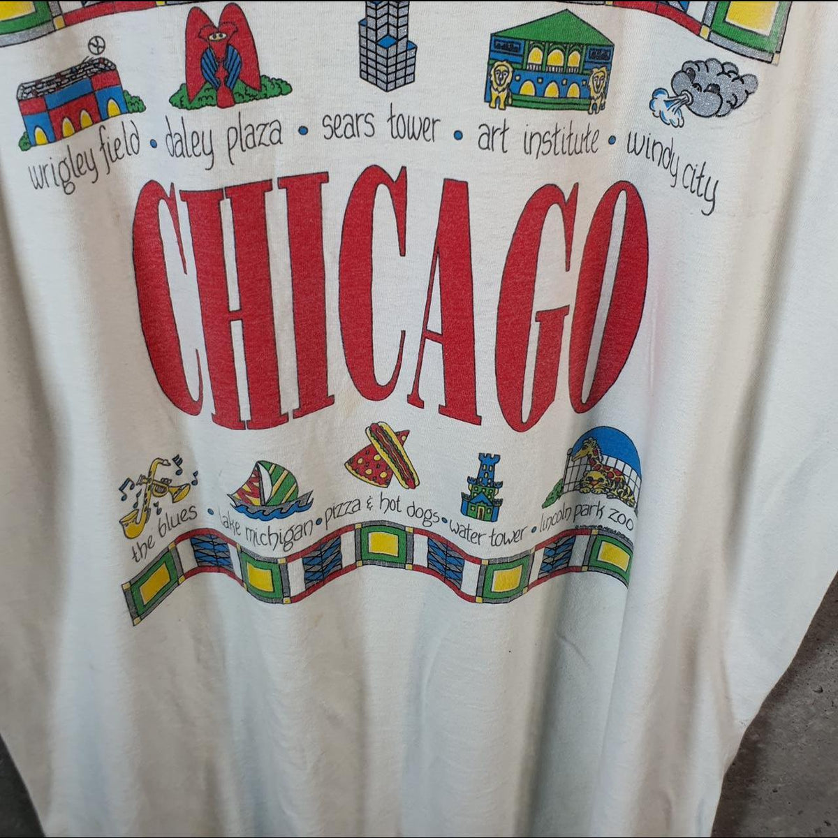 Vintage Mega Designs Chicago Graphic 90s USA Single Stitch T Shirt Men’s XL White