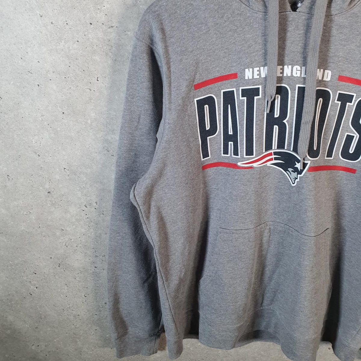 Vintage NFL New England Patriots Hoodie Mens Large Grey Pullover USA Pro Sport