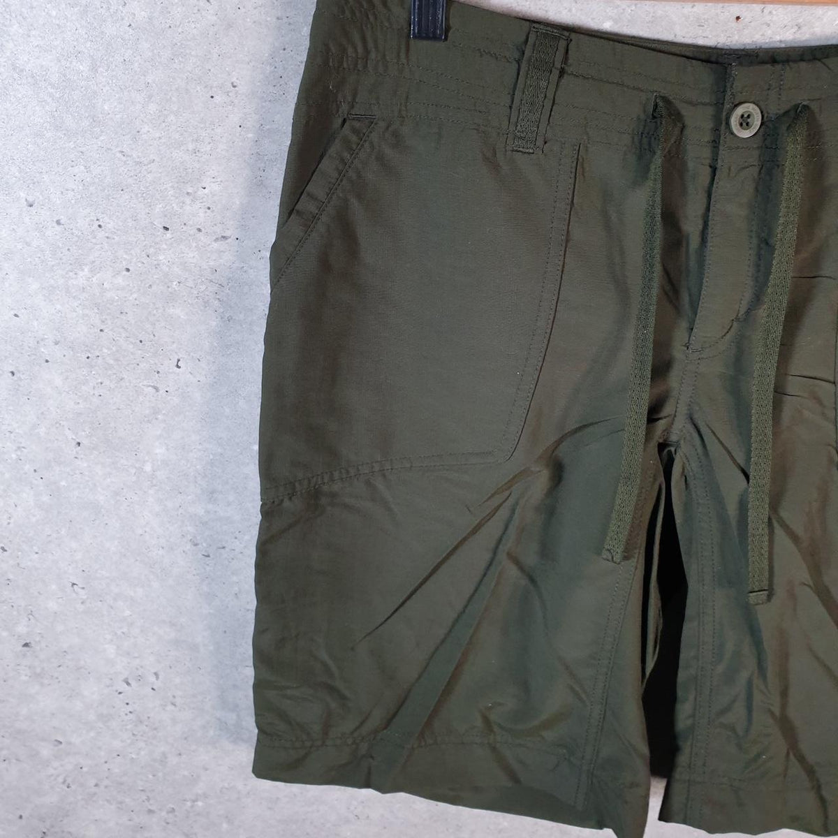Vintage The North Face TNF Shorts Jorts Chino Cargo Womens UK12 Green Baggy Cotton